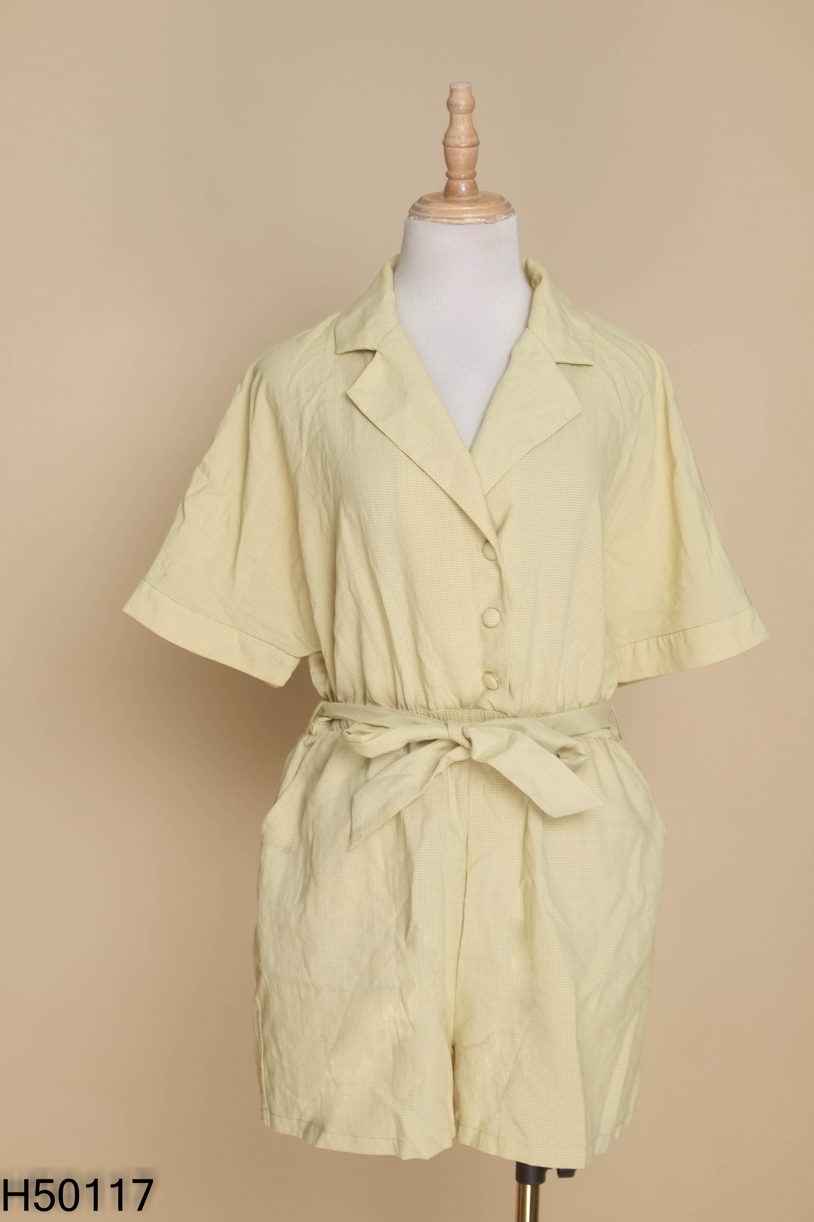 Jumpsuits vàng CACHE kẻ trắng