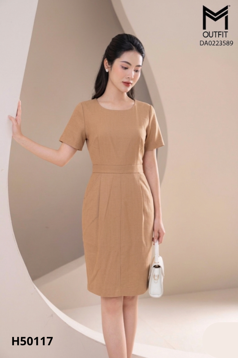 Váy dạ nâu trơn cổ tròn công sở