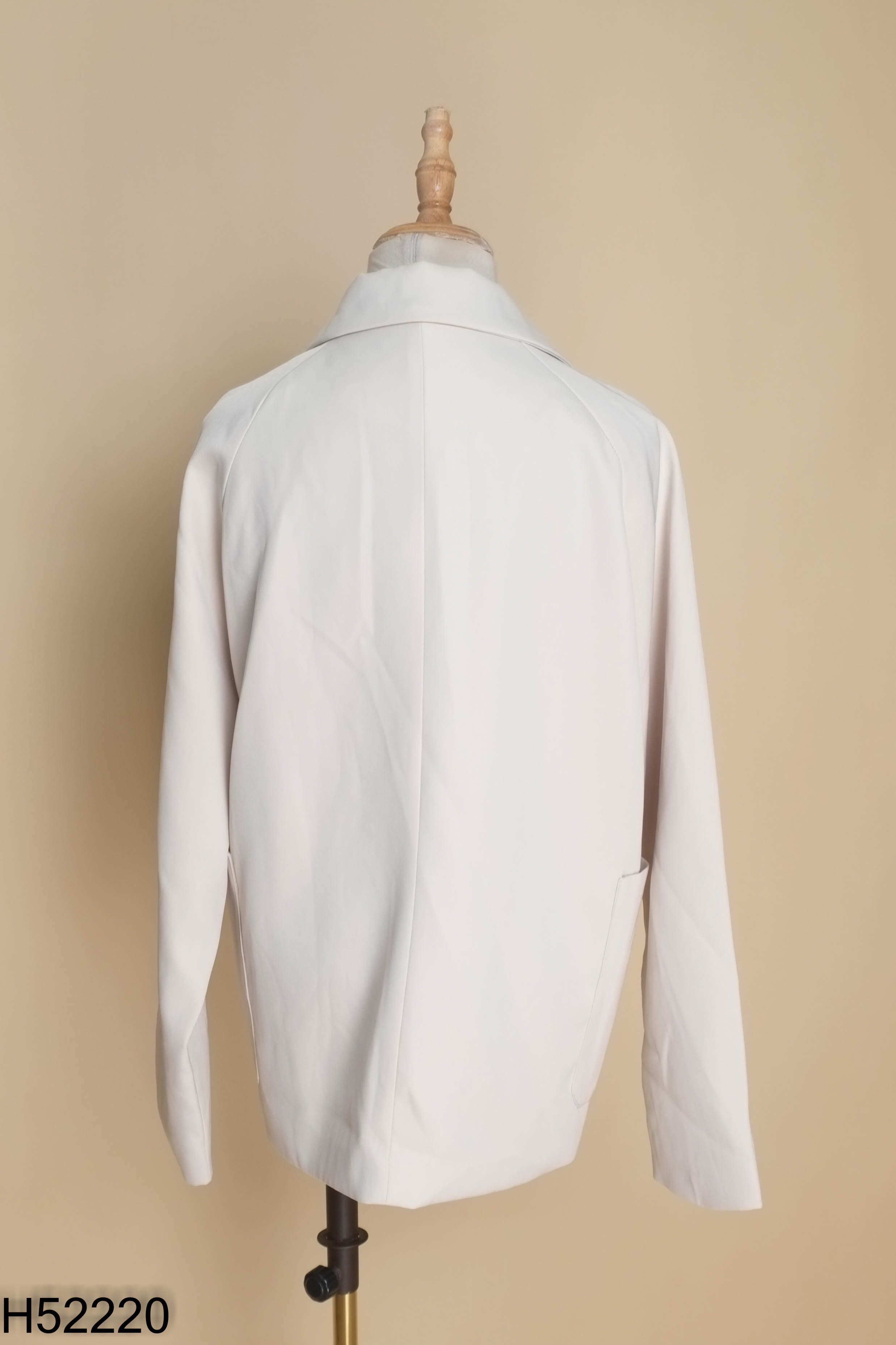Áo khoác blazer be DESIGN VOGUE trơn