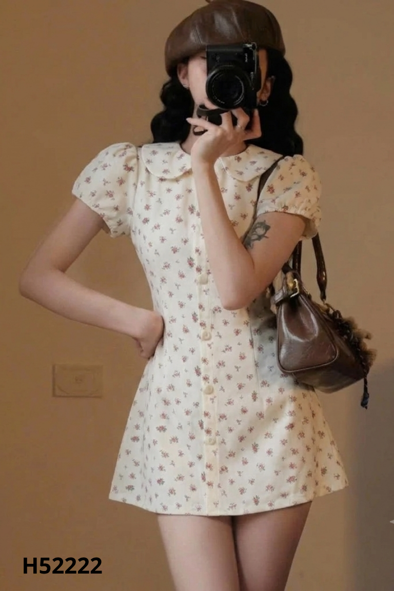 Váy be hoa cổ sen