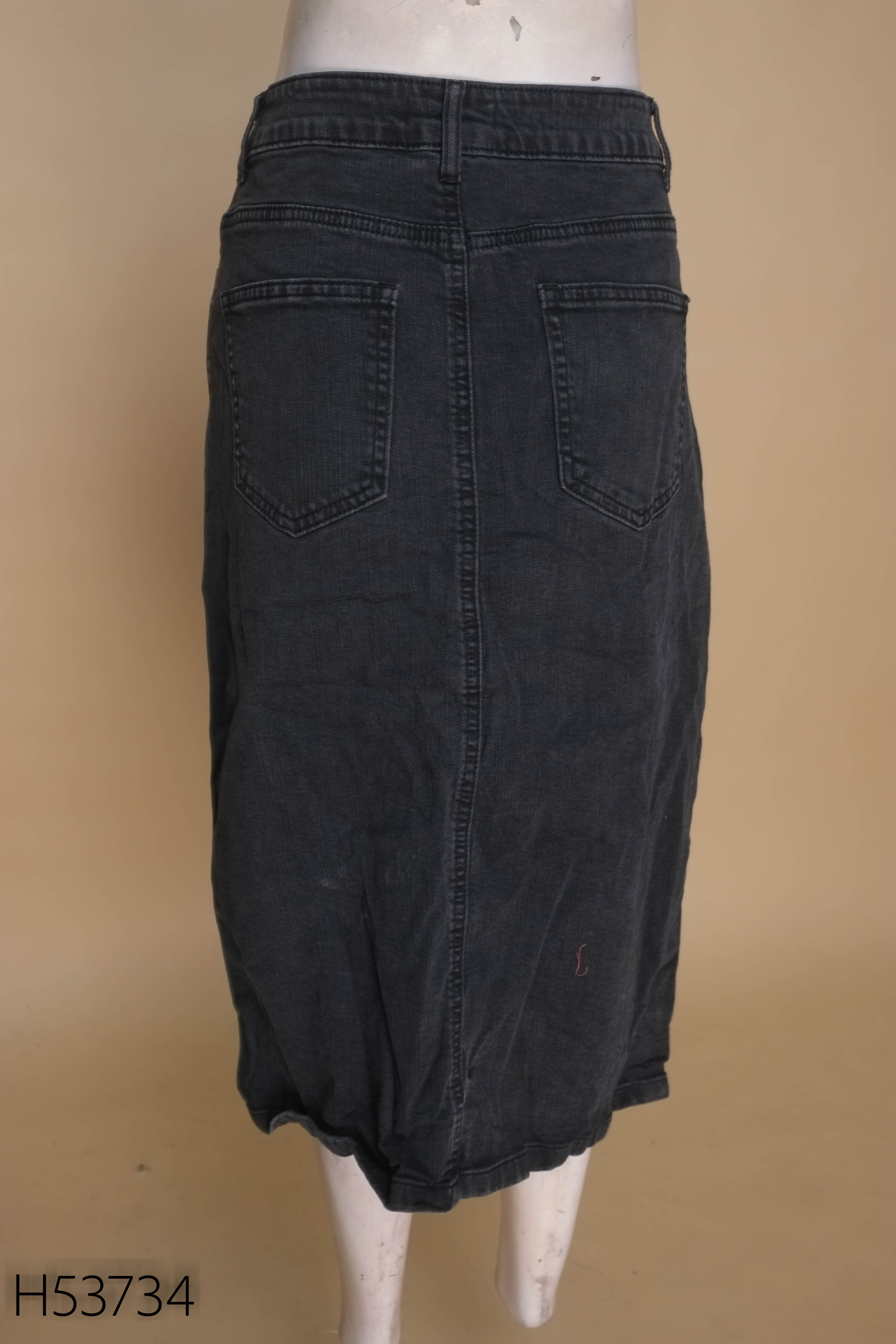 Chân váy jeans NEWLOOK đen phối khuy