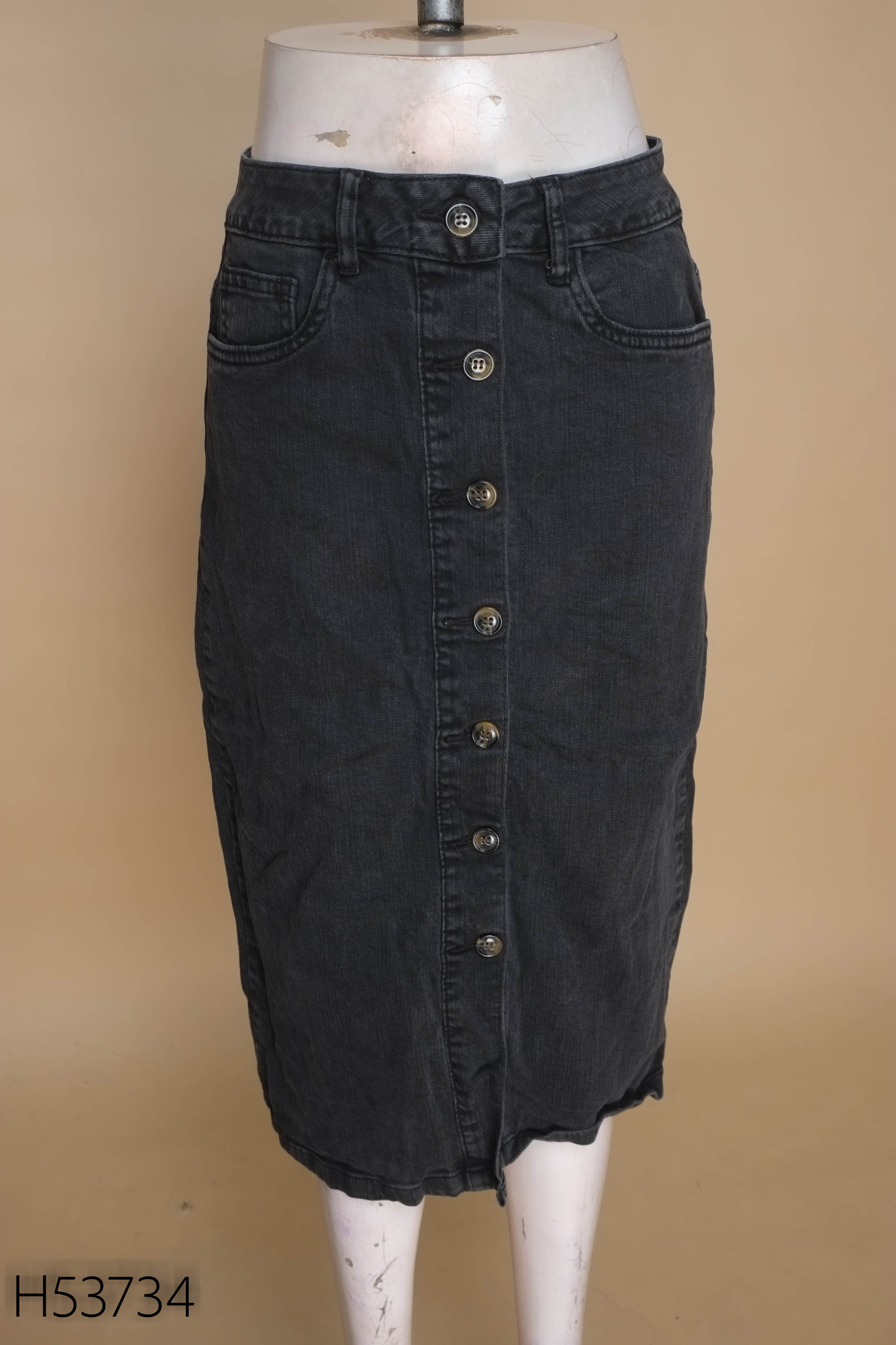 Chân váy jeans NEWLOOK đen phối khuy