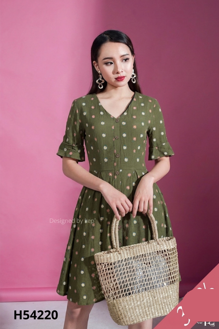 Váy LÉP xanh hoa trắng