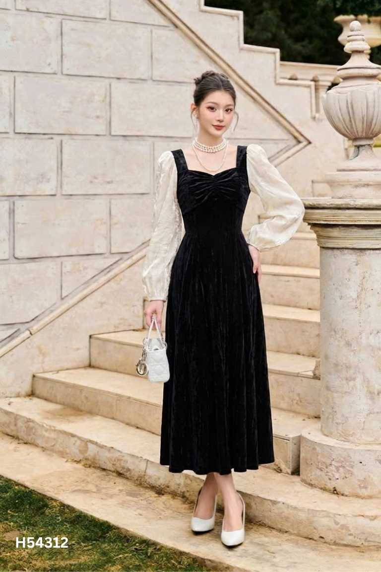 Váy nhung đen phối tay voan