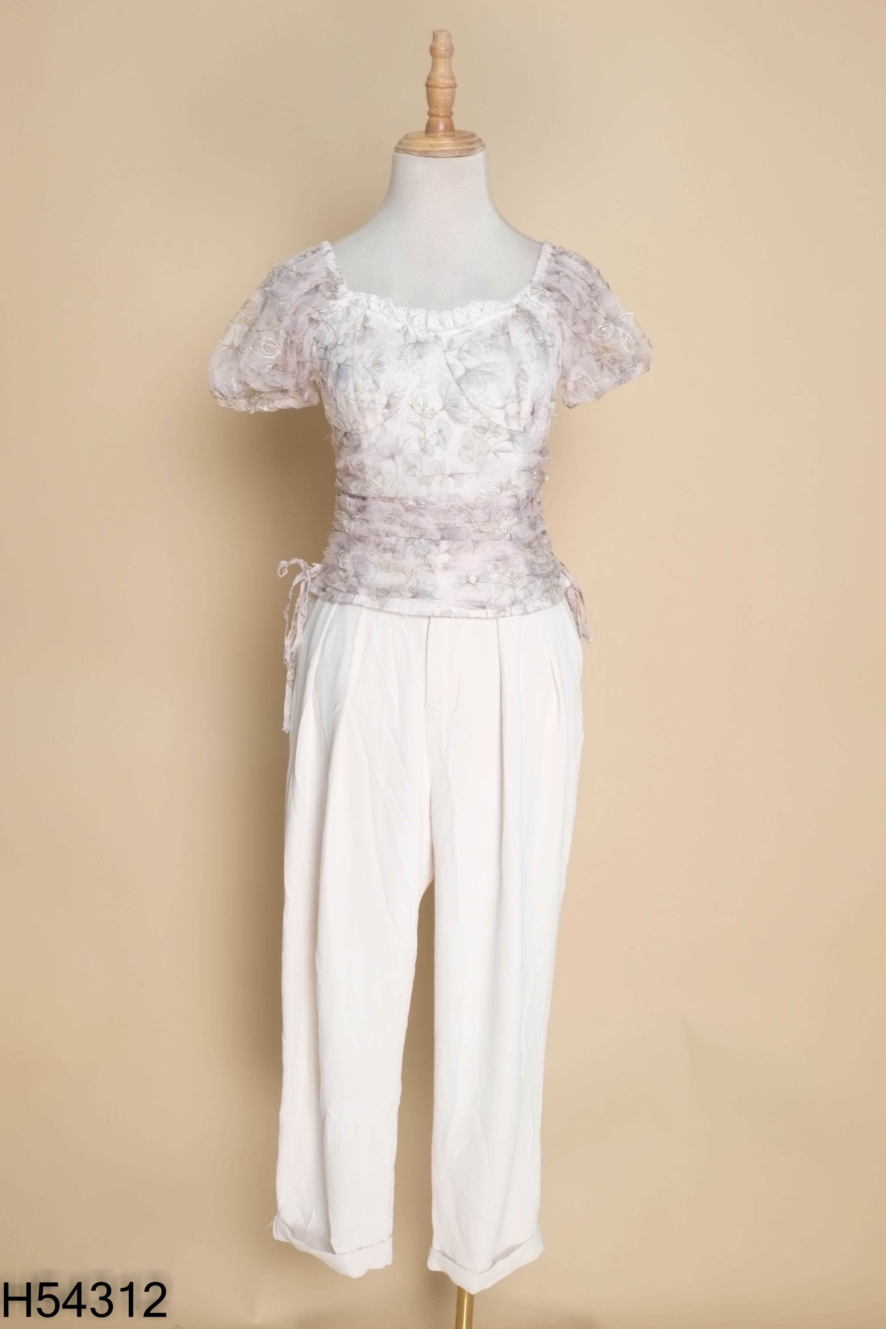 Set áo hoa + quần dài be
