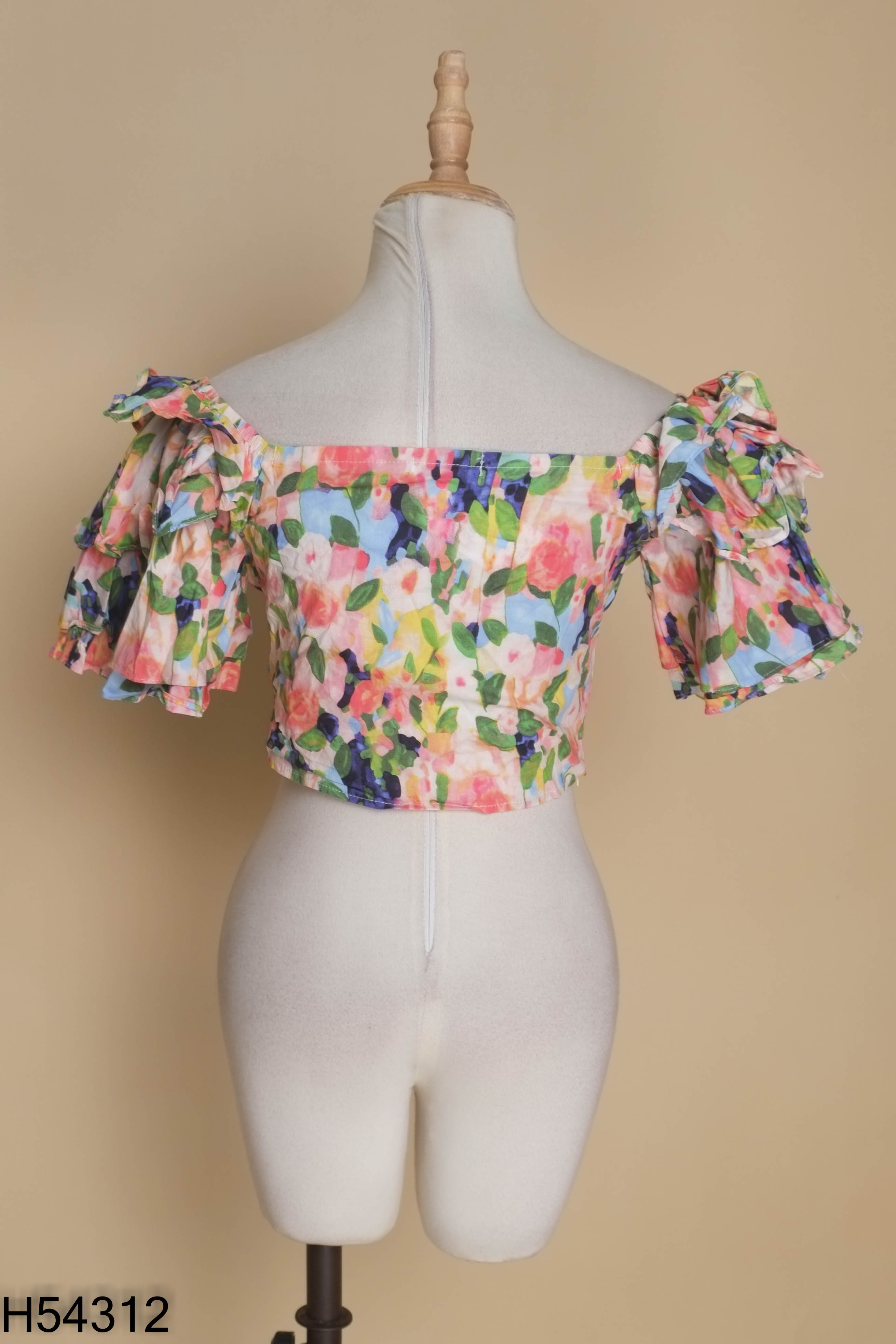 Áo croptop phối nhiều màu