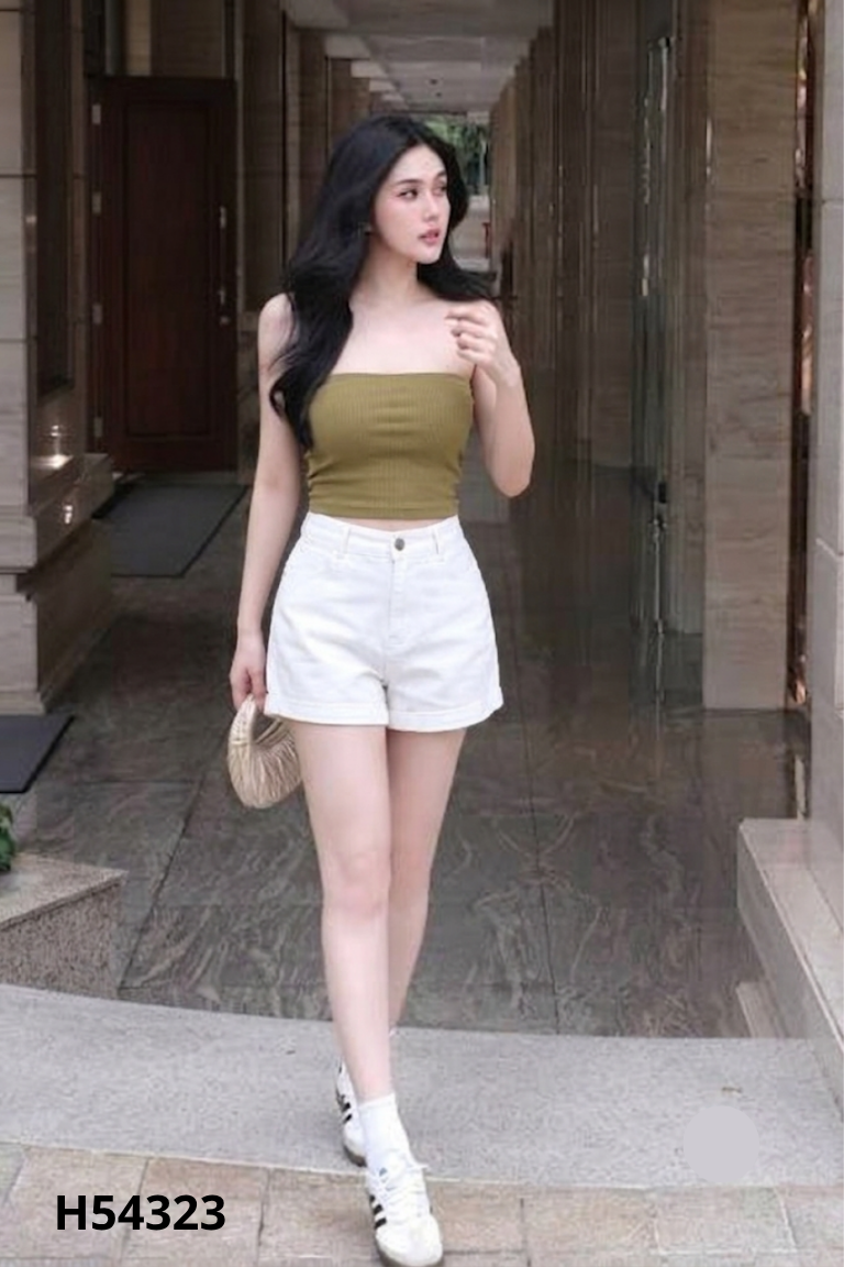 Set Áo croptop xanh cúp ngực + Quần short trắng