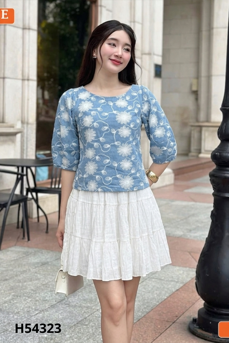 Set Áo babydoll xanh thêu họa tiết + Chân váy