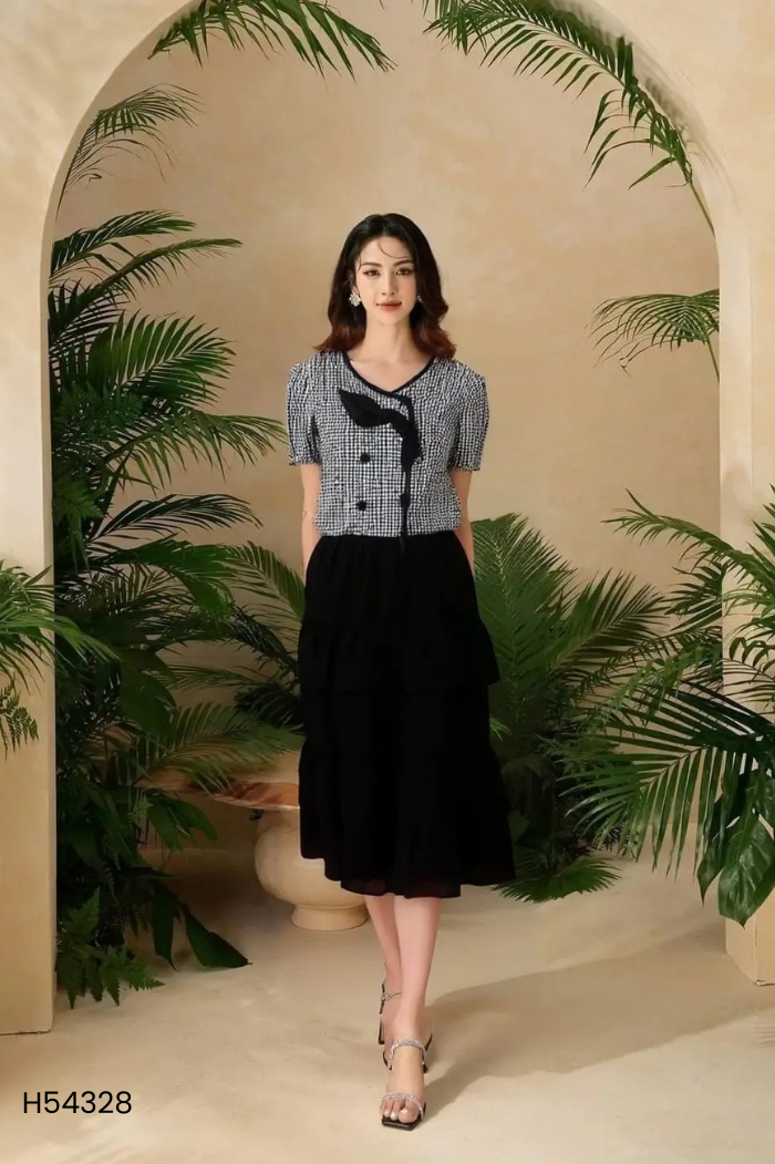 Set Áo be kẻ đen nơ + chân váy