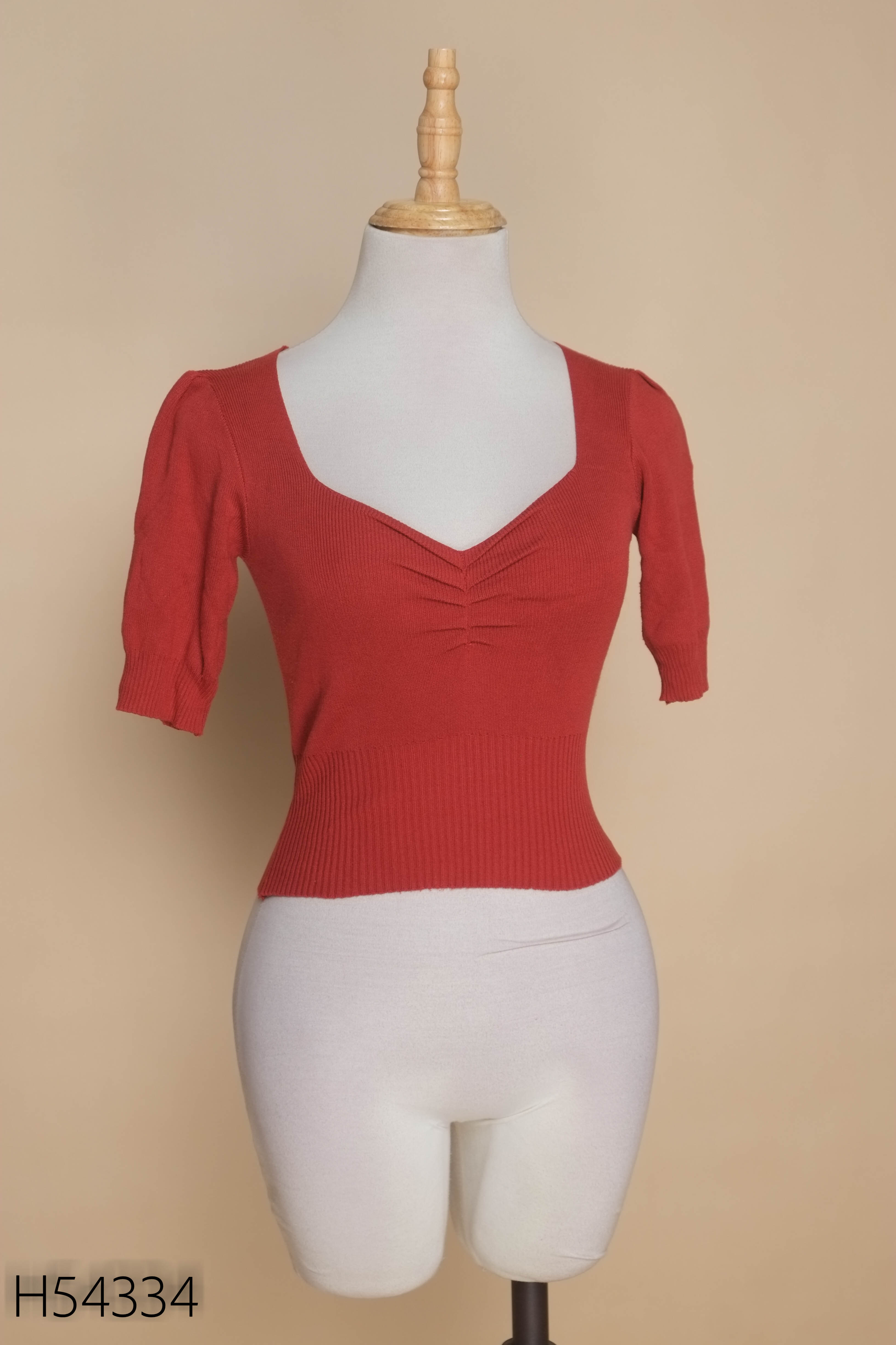 Áo len đỏ croptop mỏng