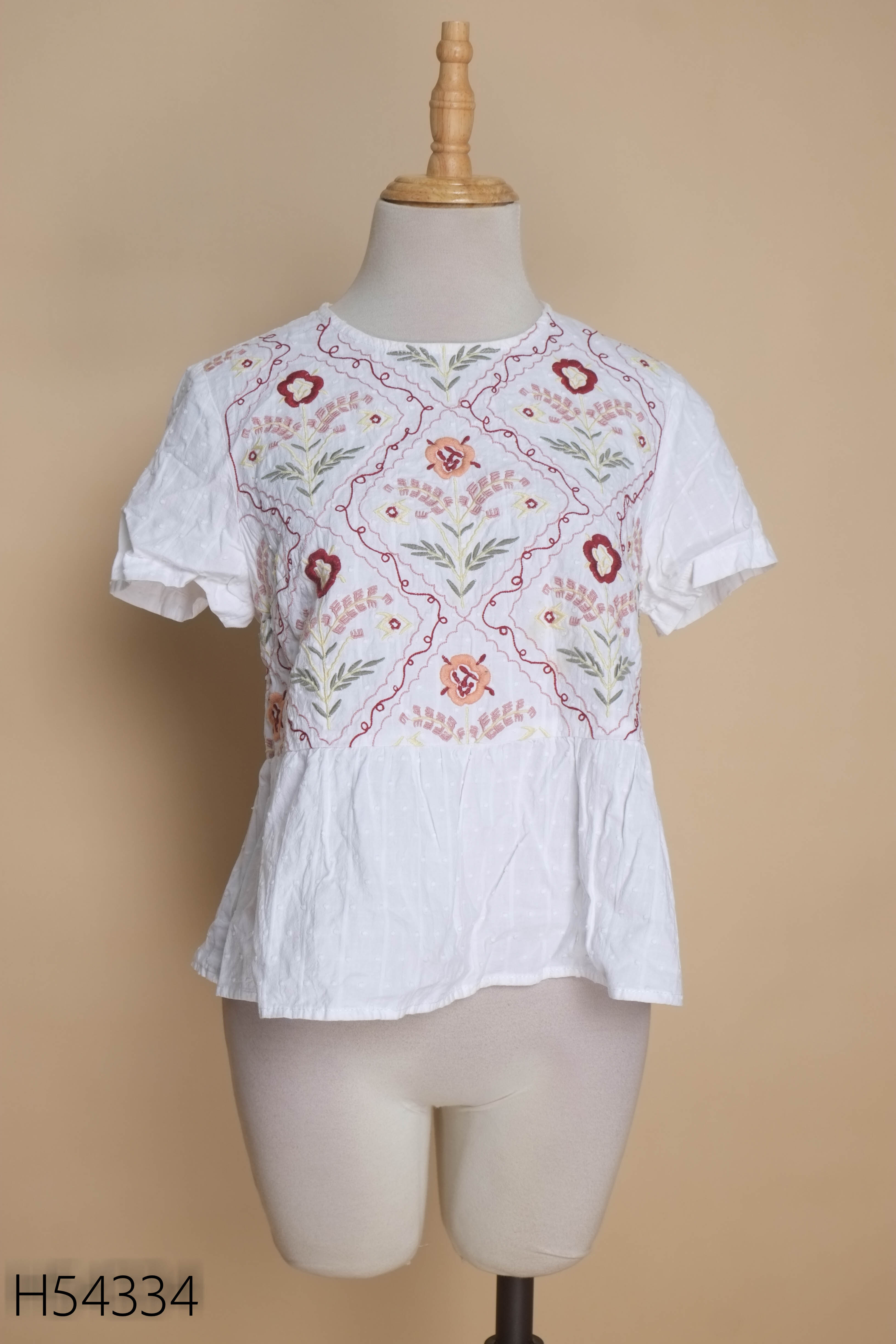 Áo babydoll trắng ADORE DRESS thêu hoa