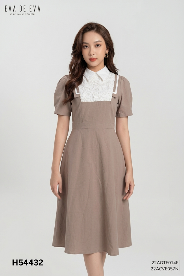 Váy nâu phối cổ ren trắng