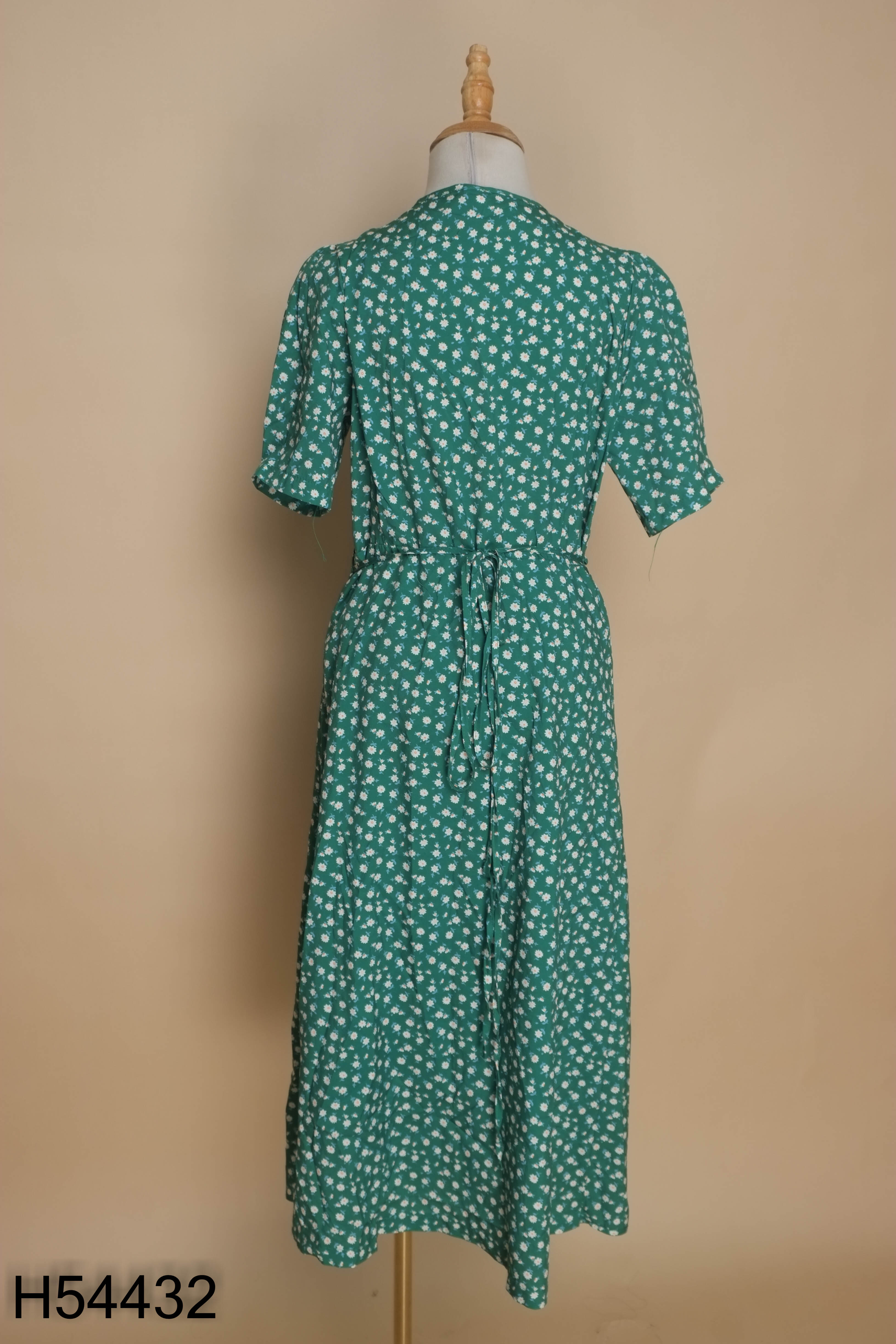 Váy xanh linen xuông hoa nhí