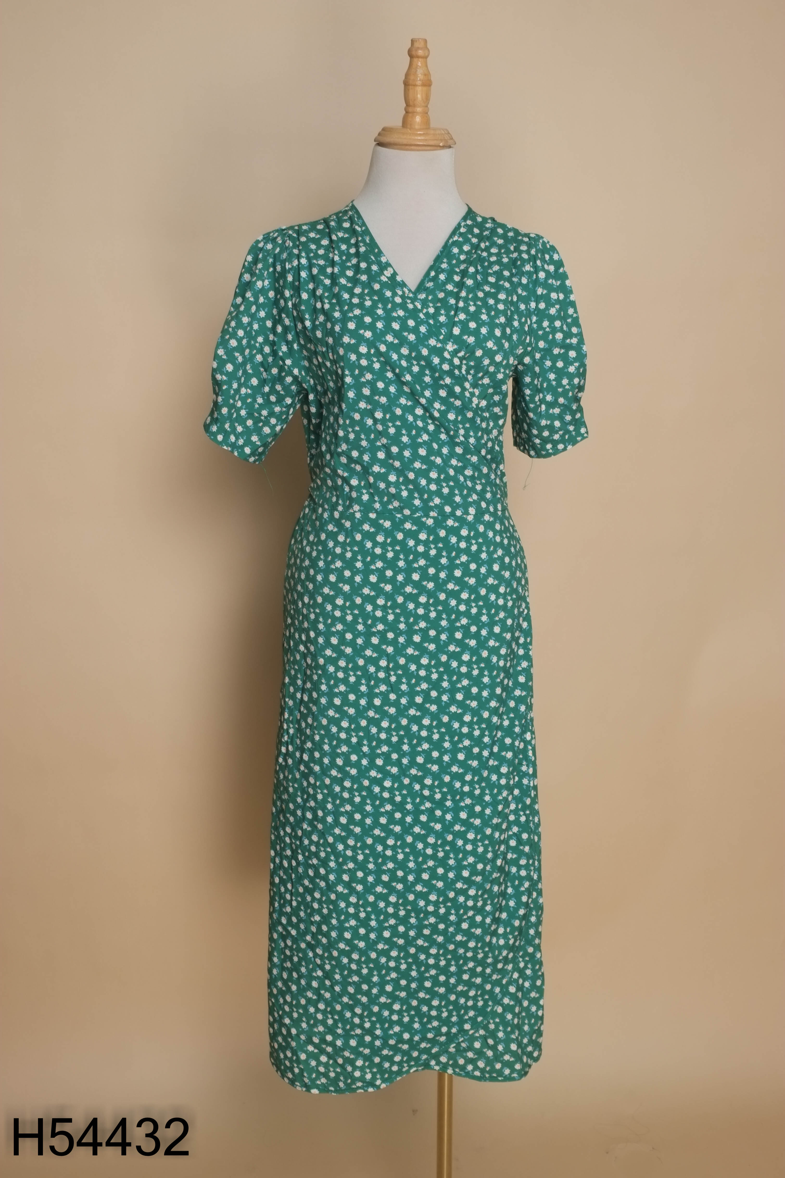 Váy xanh linen xuông hoa nhí