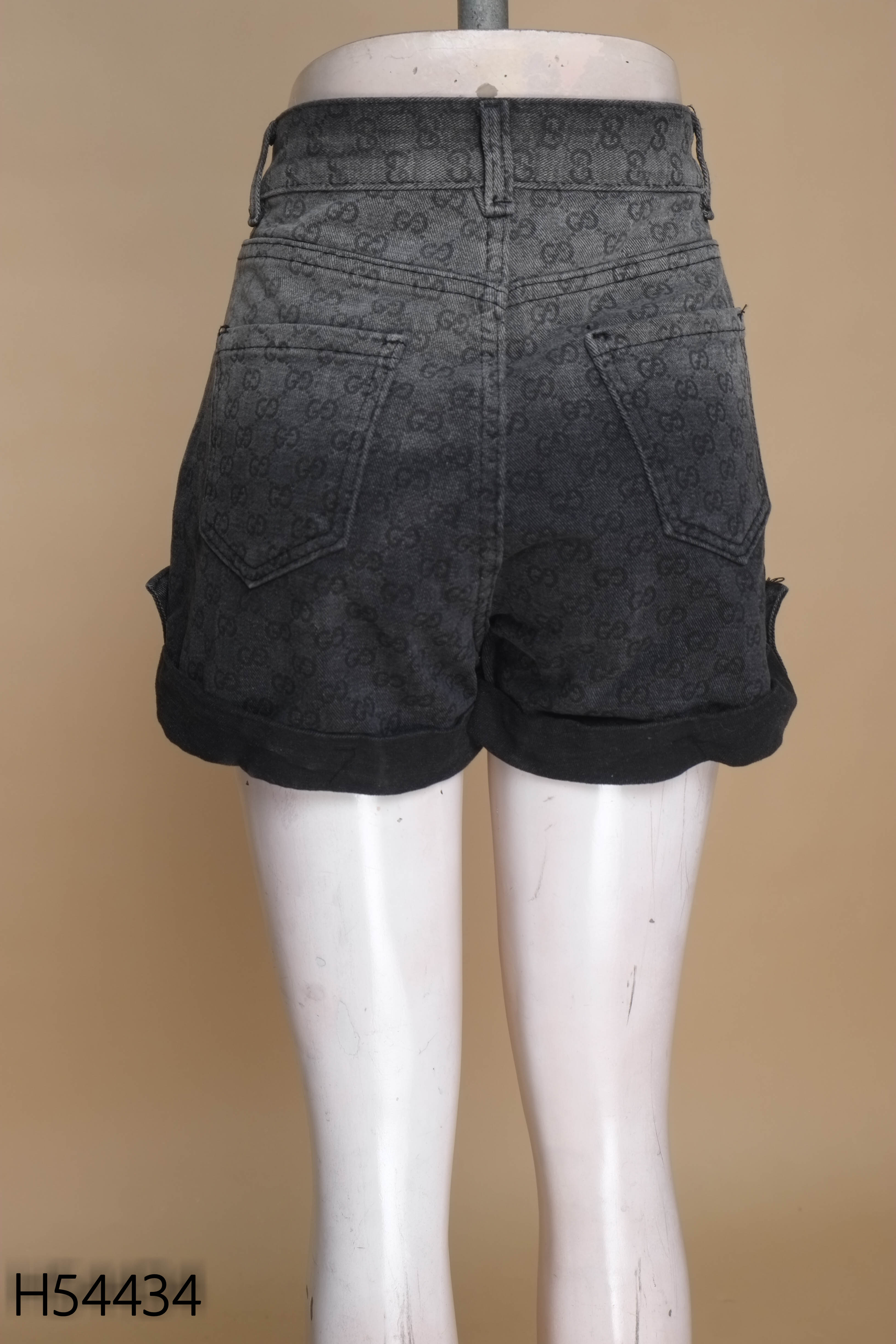 Quần short jean xám họa tiết