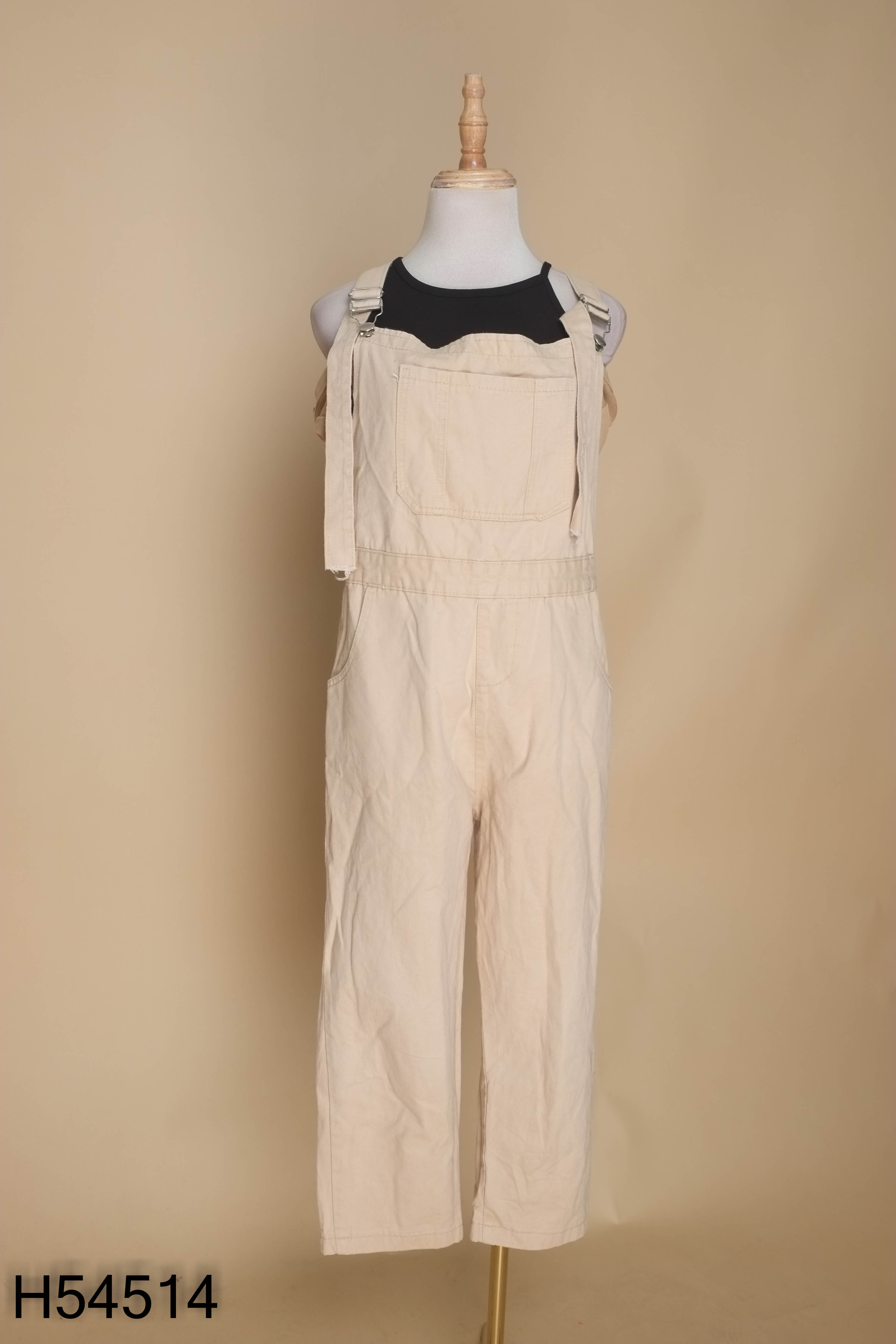 Set áo thun nâu + yếm kaki