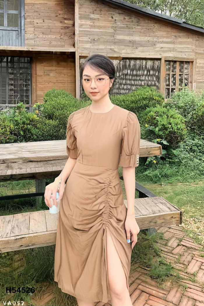Váy nâu trơn phối dây rút