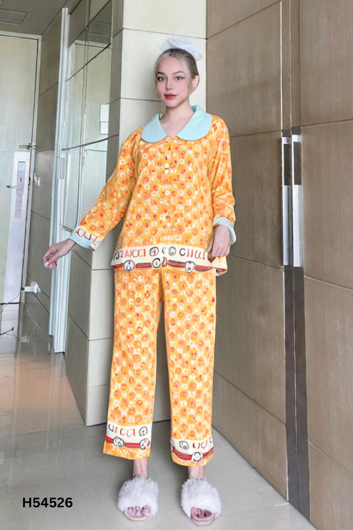 Newtag set đồ ngủ vàng họa tiết đỏ
