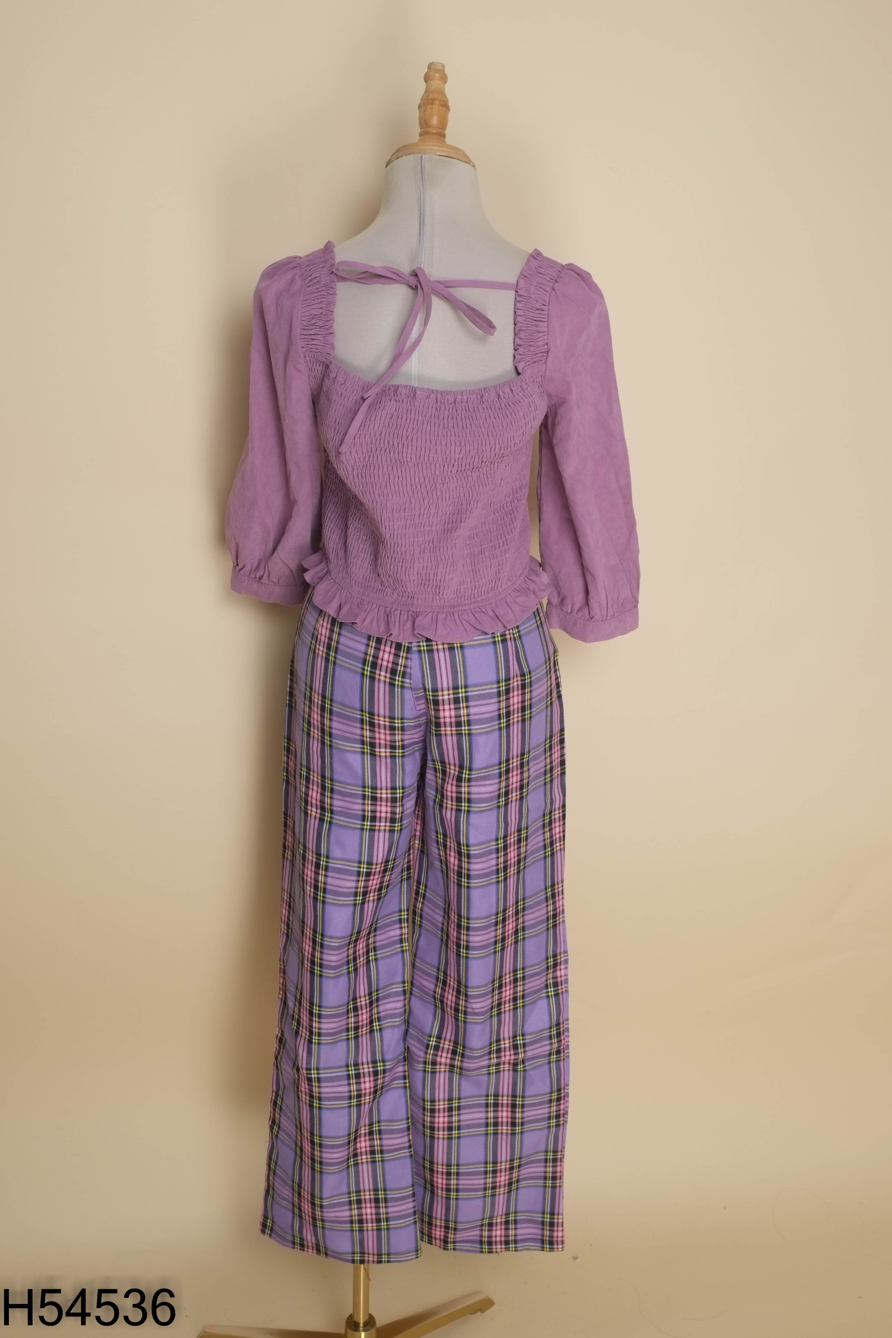 Set áo trơn + quần caro tím