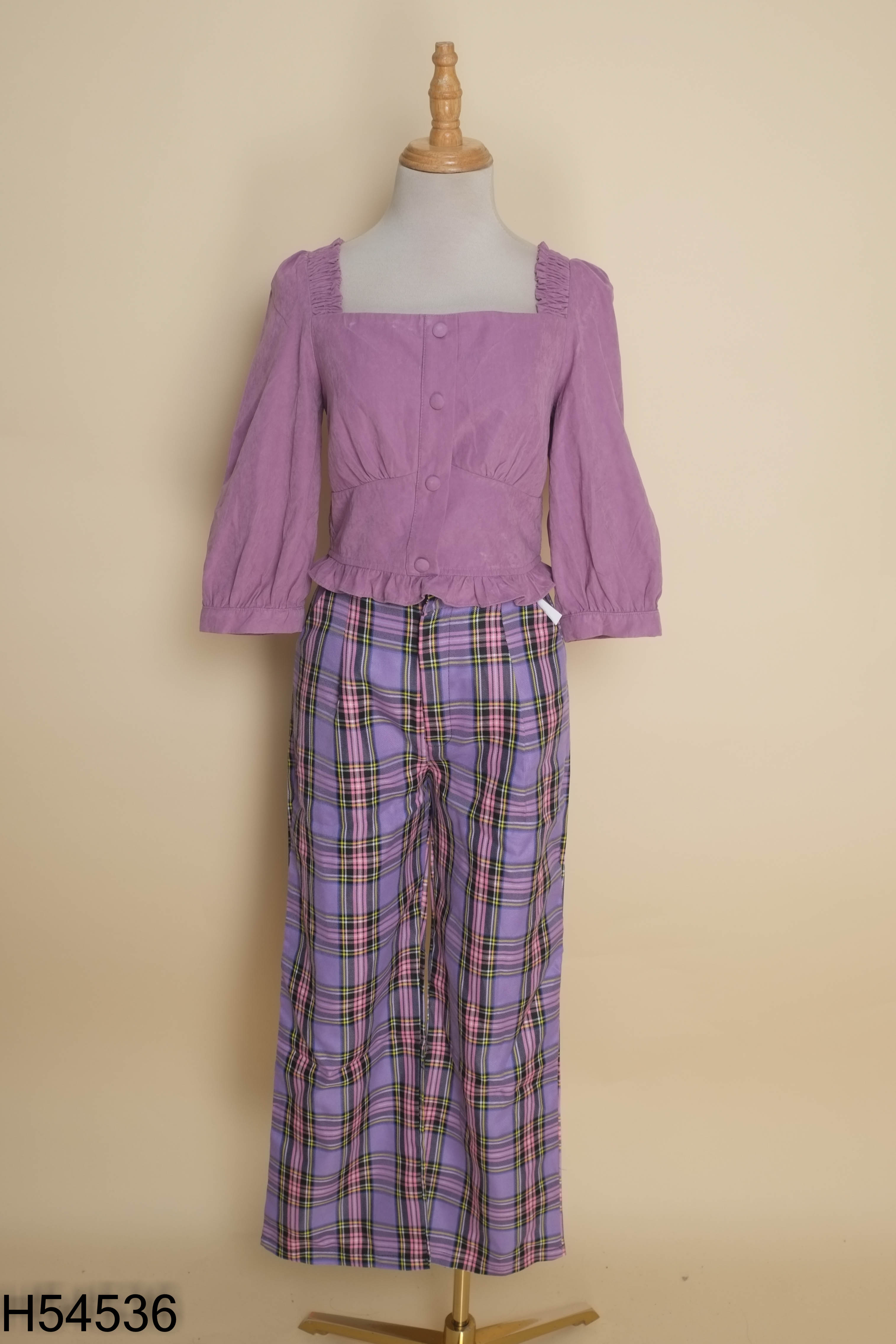 Set áo trơn + quần caro tím