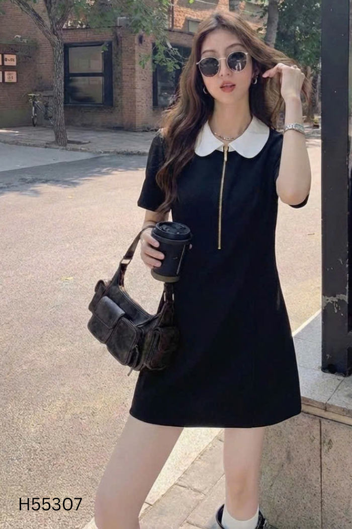 NEWTAG Váy đen YOULIE cổ vuông cúc đá