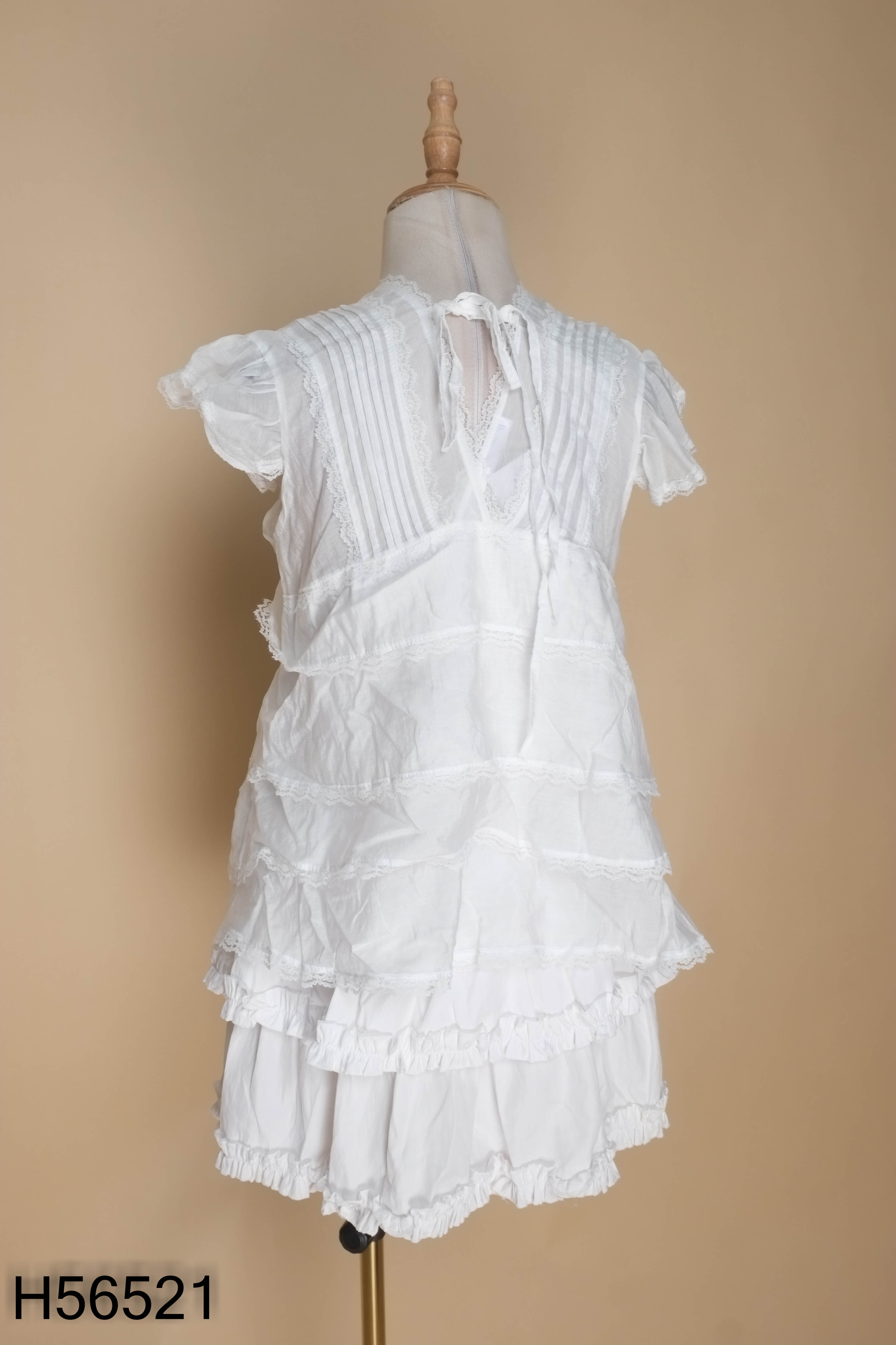 Set Áo babydoll trắng viền ren + Chân váy