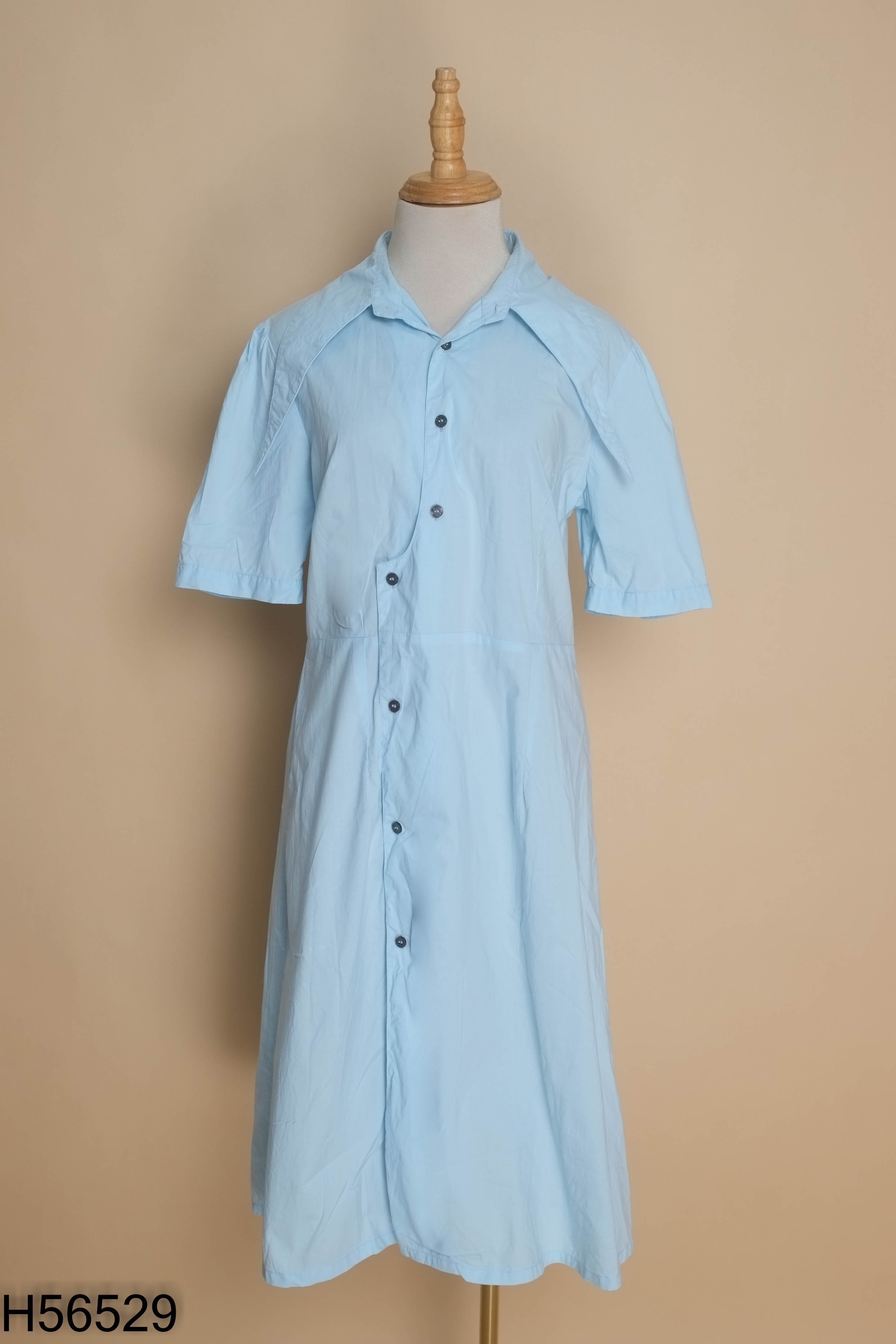 Váy xanh pastel dáng dài