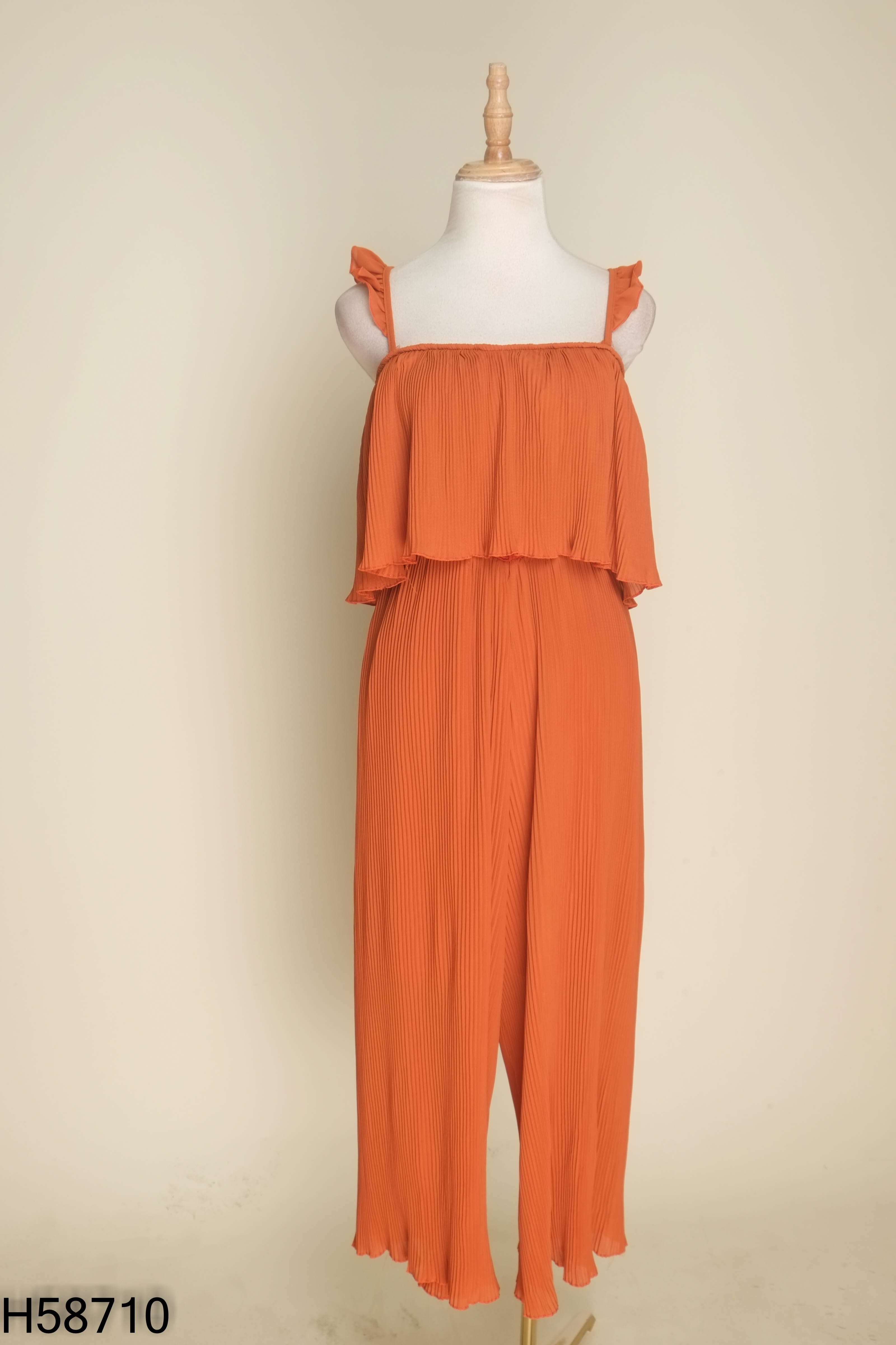 Jumpsuits nâu xếp ly hai dây