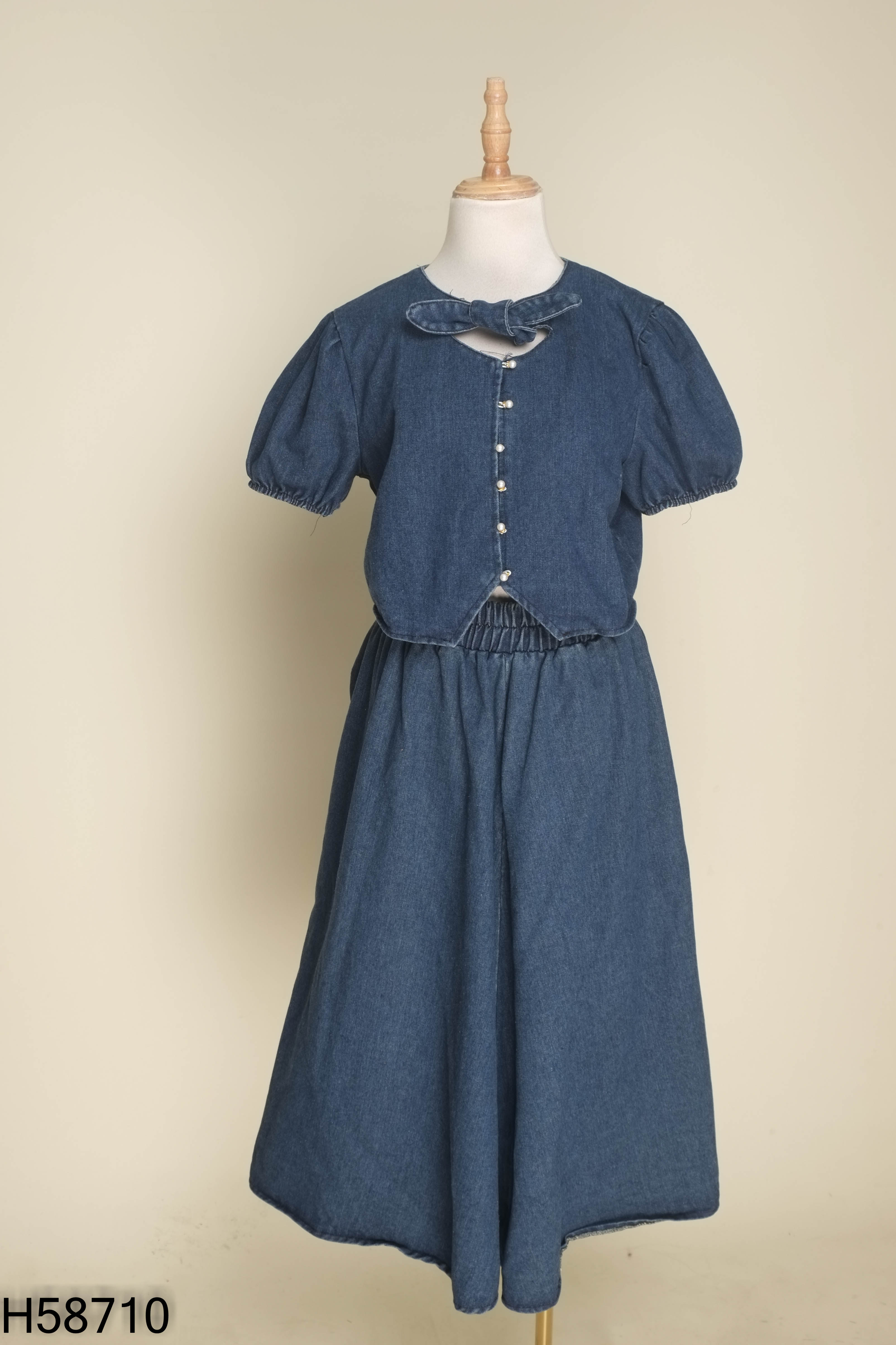 Set áo + chân váy jean xanh