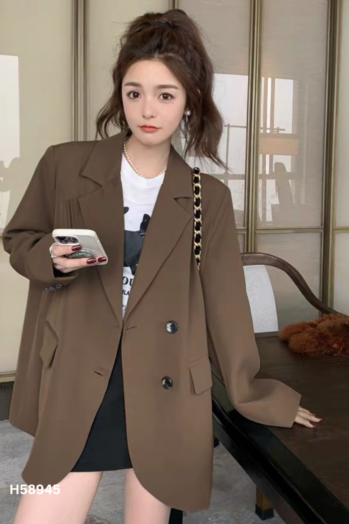 Áo blazer nâu cúc đen