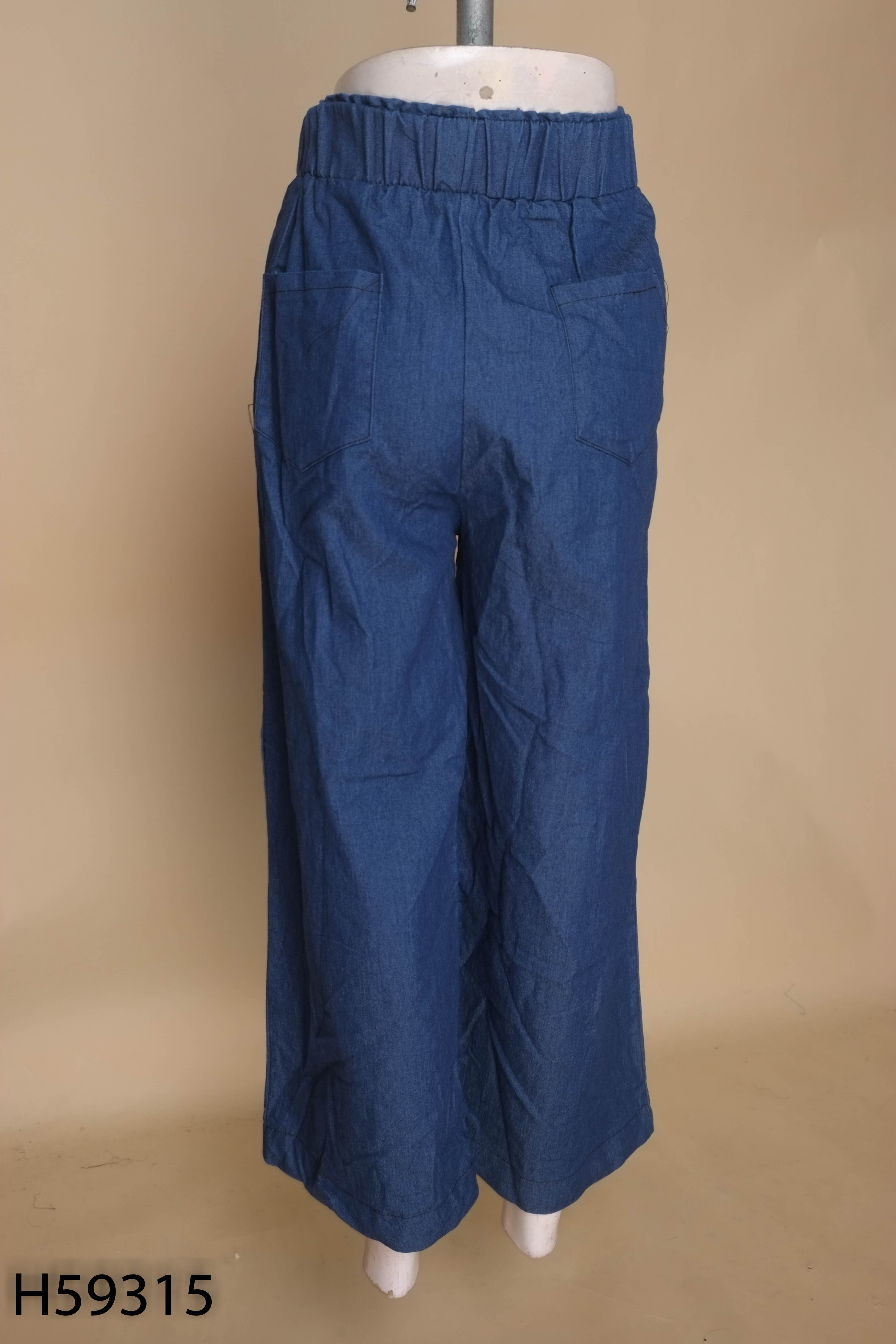 Quần jeans xanh mềm ống rộng