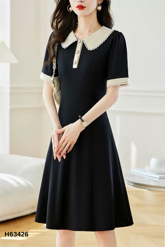 Váy VEGA CHANG đen phối cổ trắng