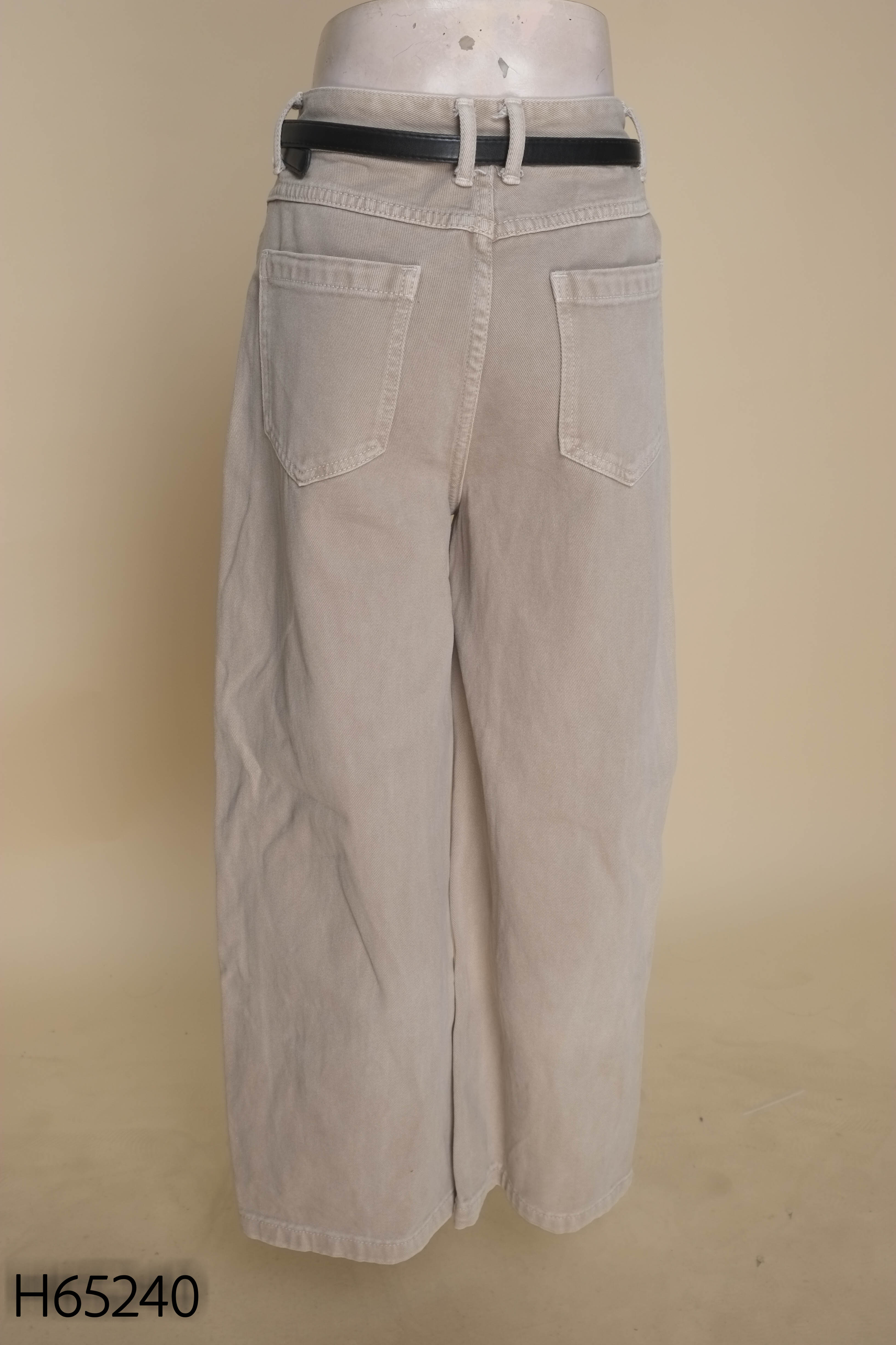 Quần jeans nâu nhạt ống rộng phối thắt lưng da