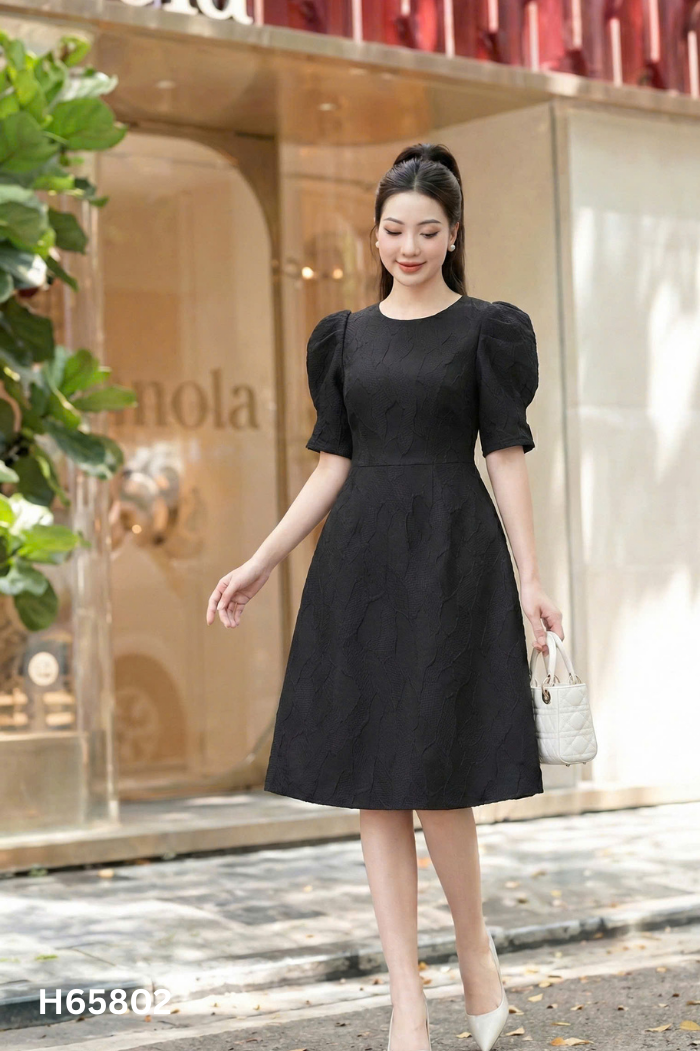 Váy NEVA đen họa tiết