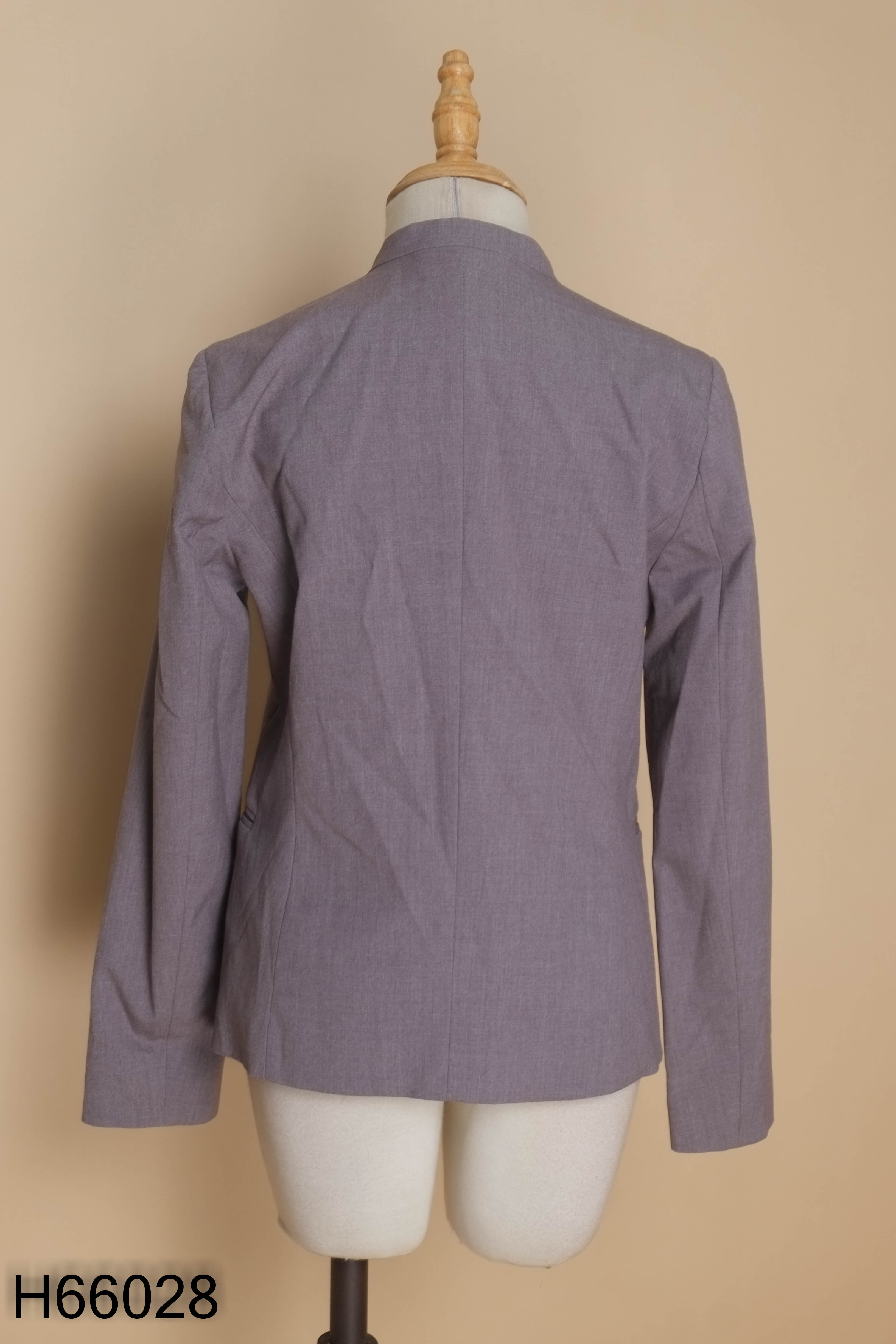 Áo vest GU xám không cổ
