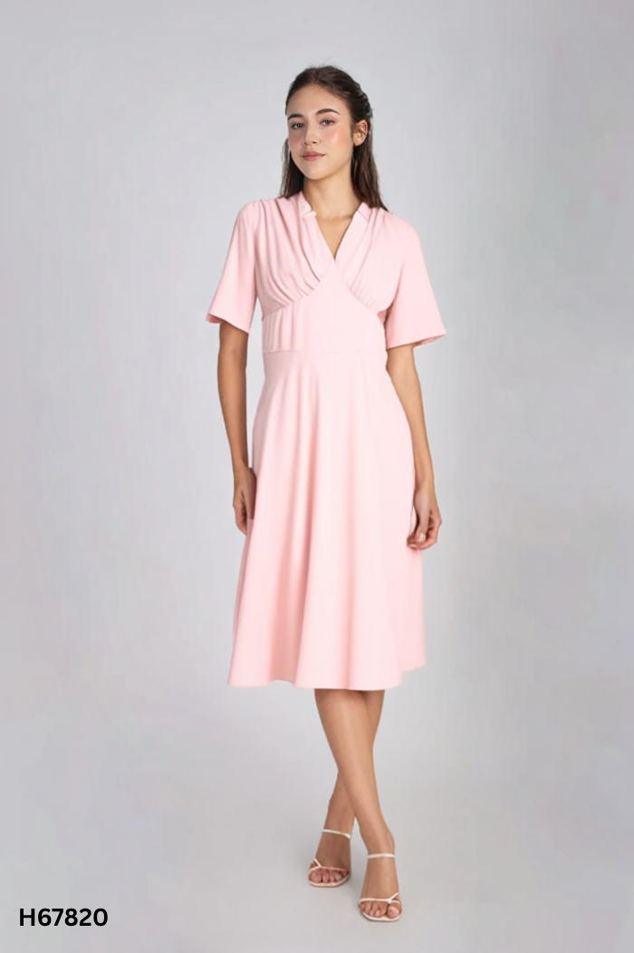 Váy hồng GERME cổ V