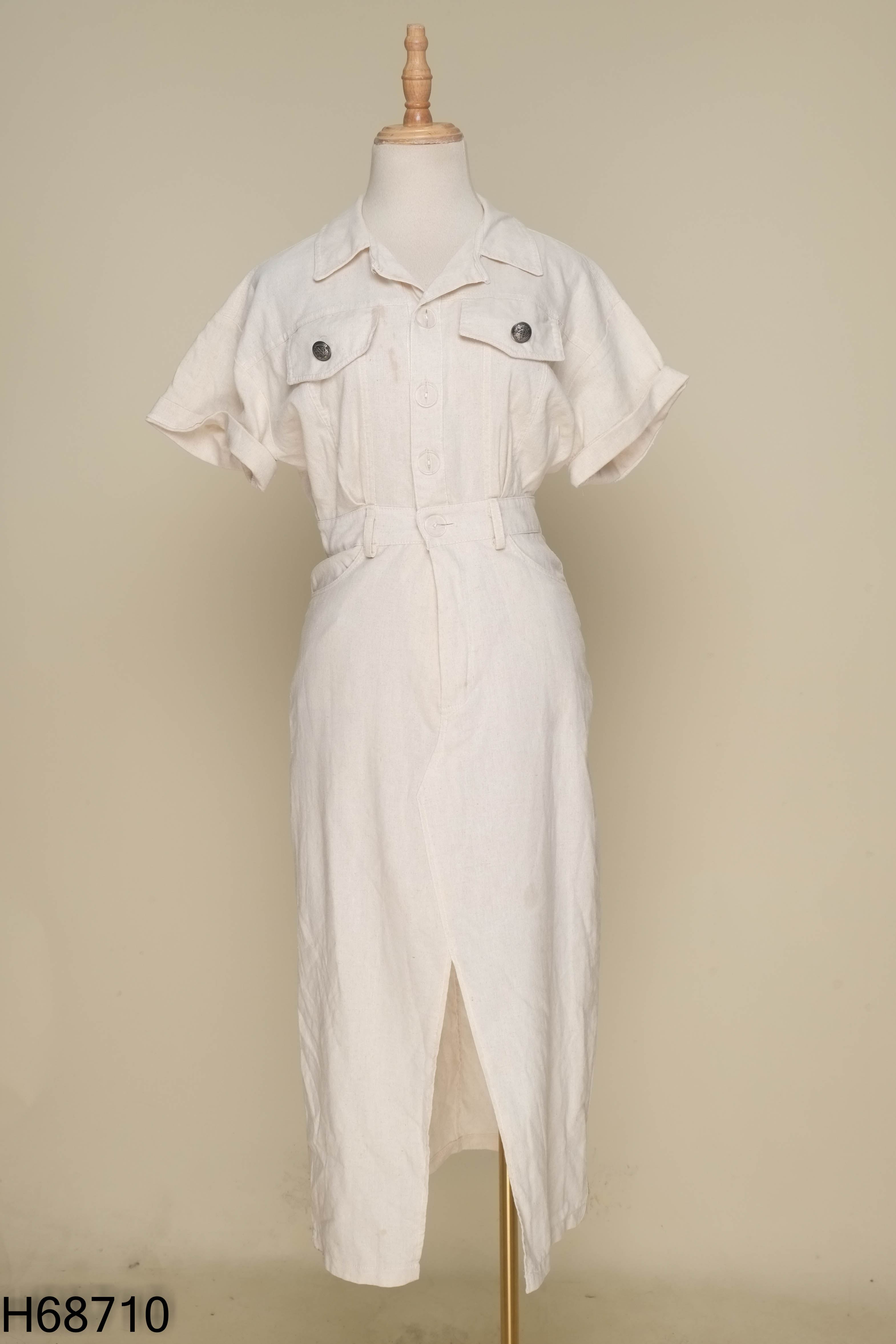 Váy linen be cổ sơ mi (có vết bẩn nhỏ)