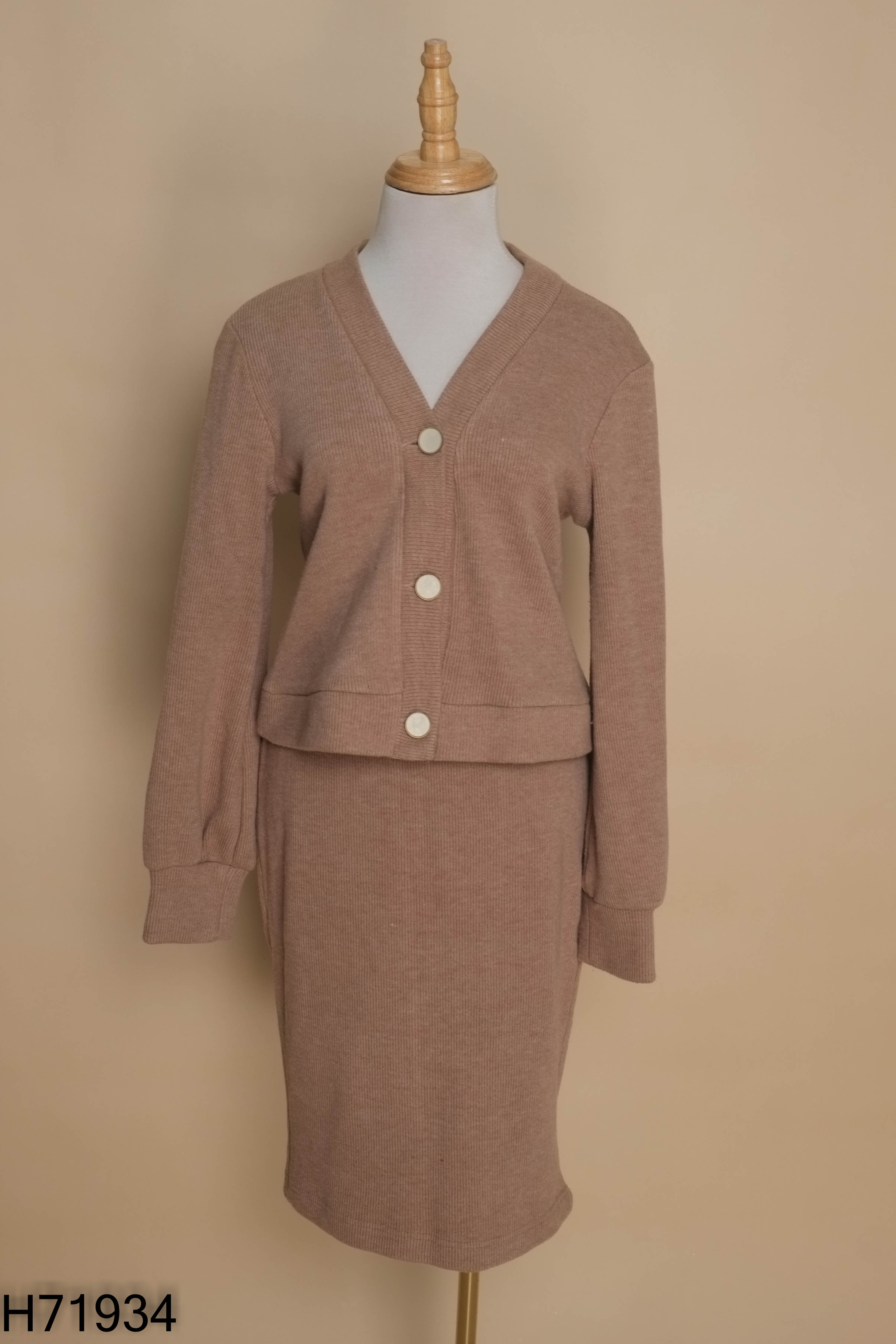 Set Áo len ADORE DRESS be + chân váy