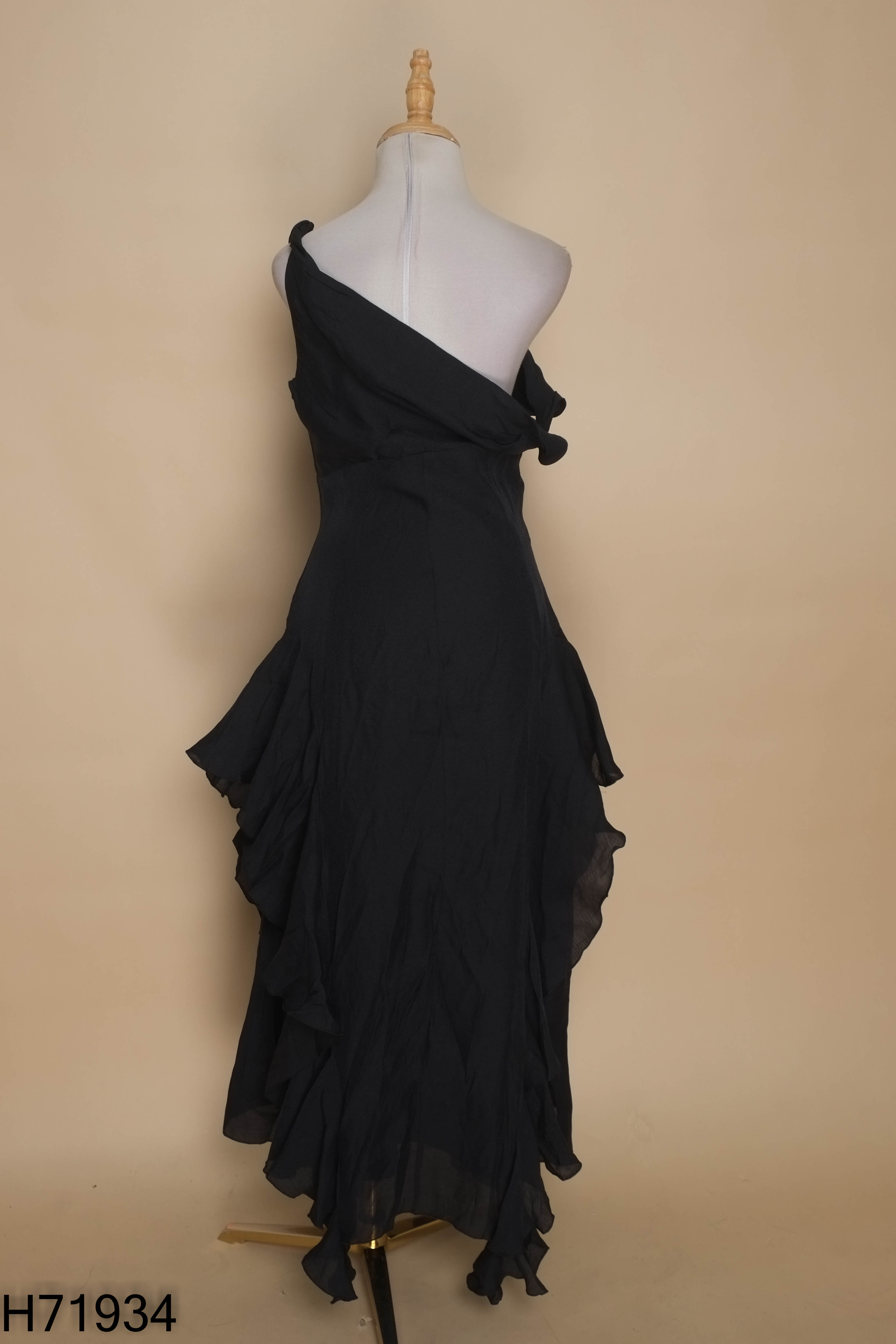 NEWTAG Váy đen BBSTORE'S phối bèo