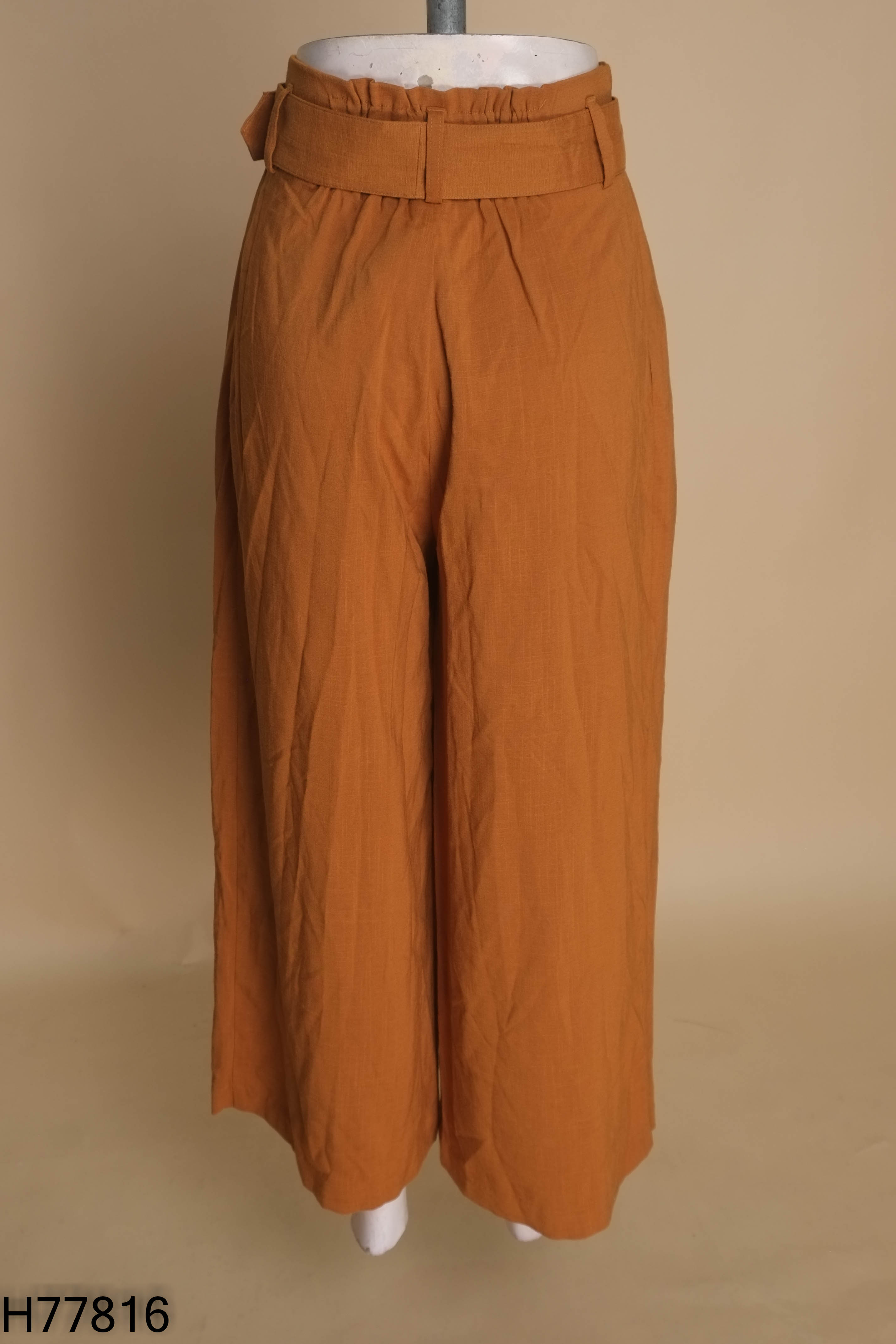 Quần linen STRADIVARIUS nâu kèm đai
