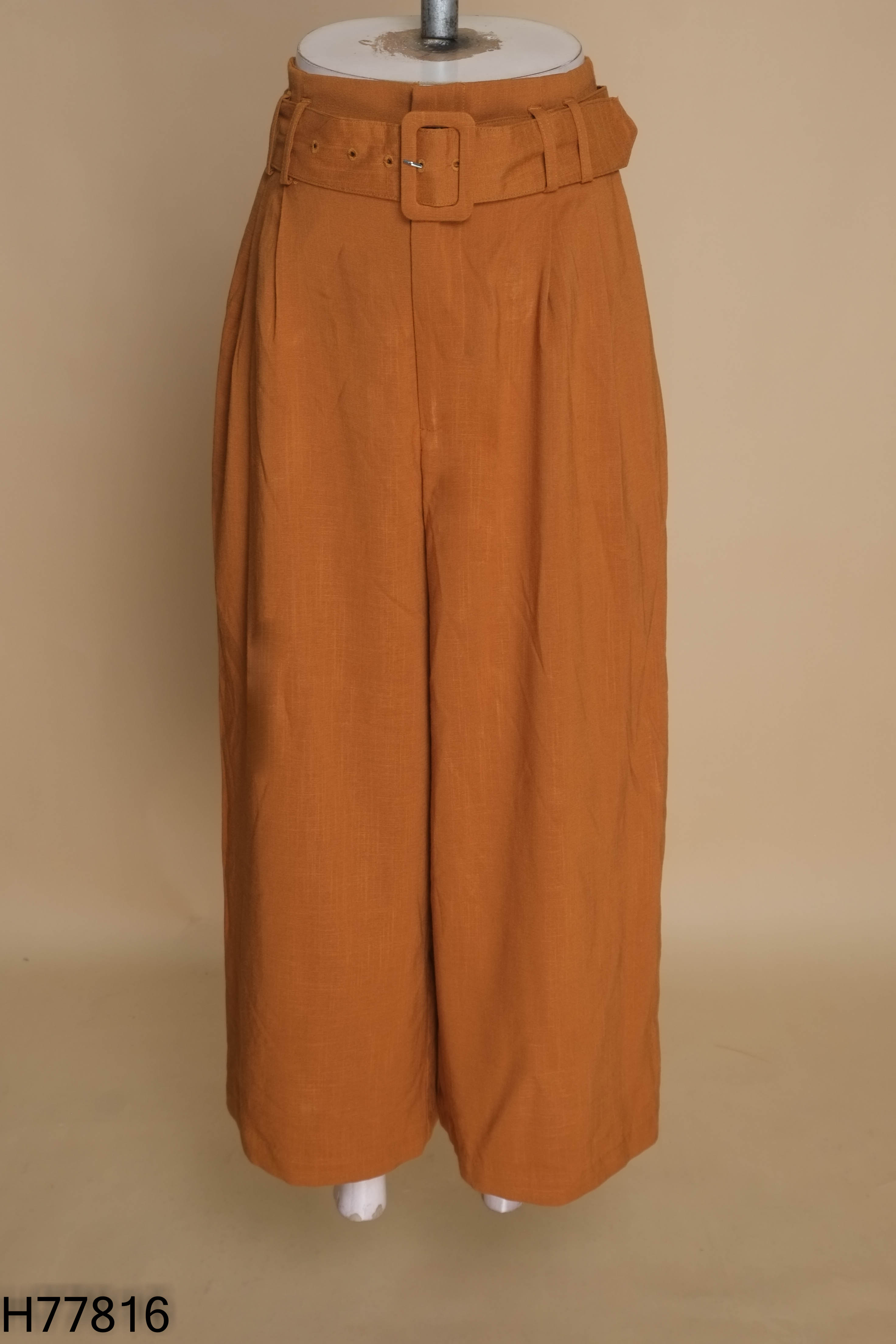Quần linen STRADIVARIUS nâu kèm đai