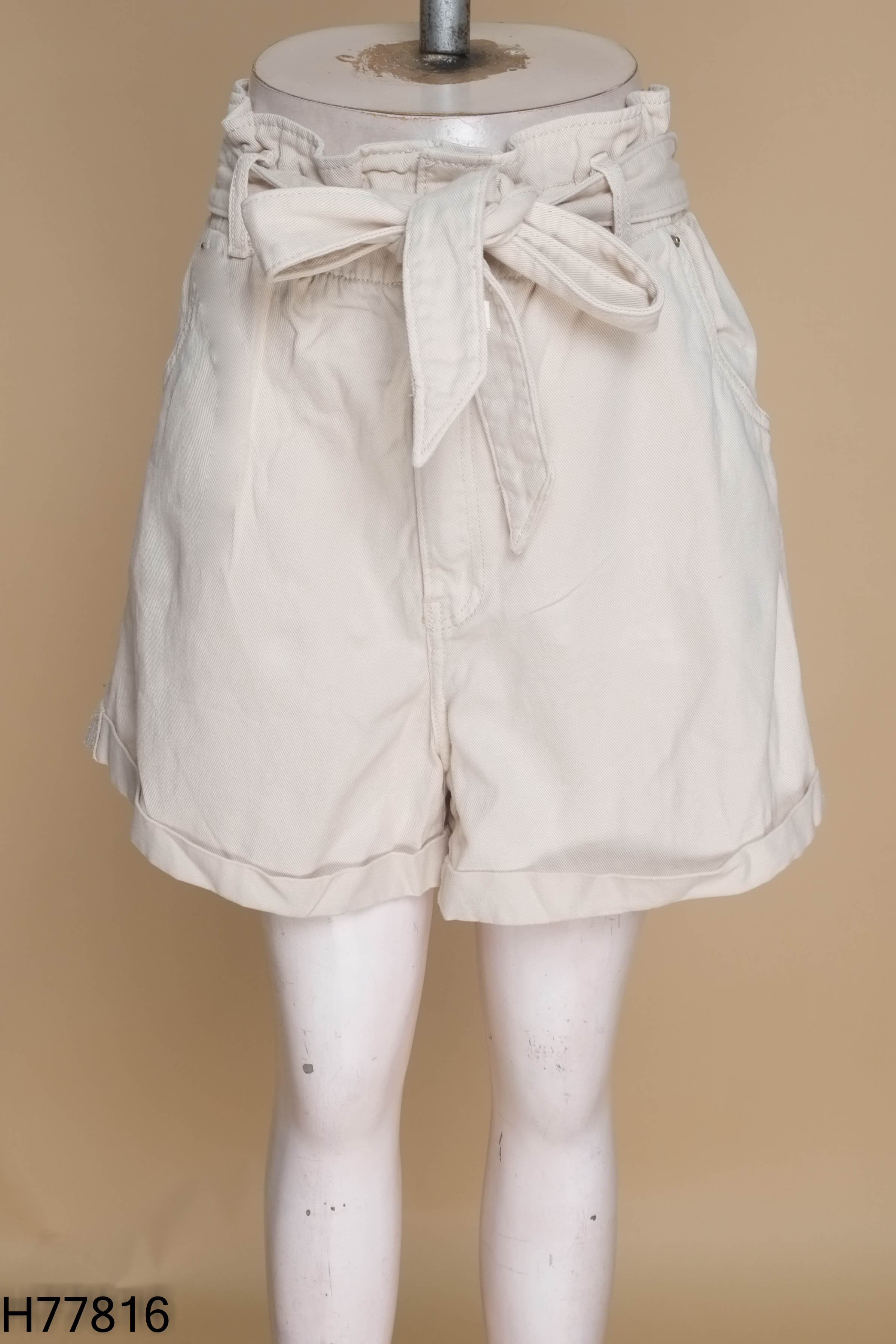 Quần shorts jeans HM be phối đai