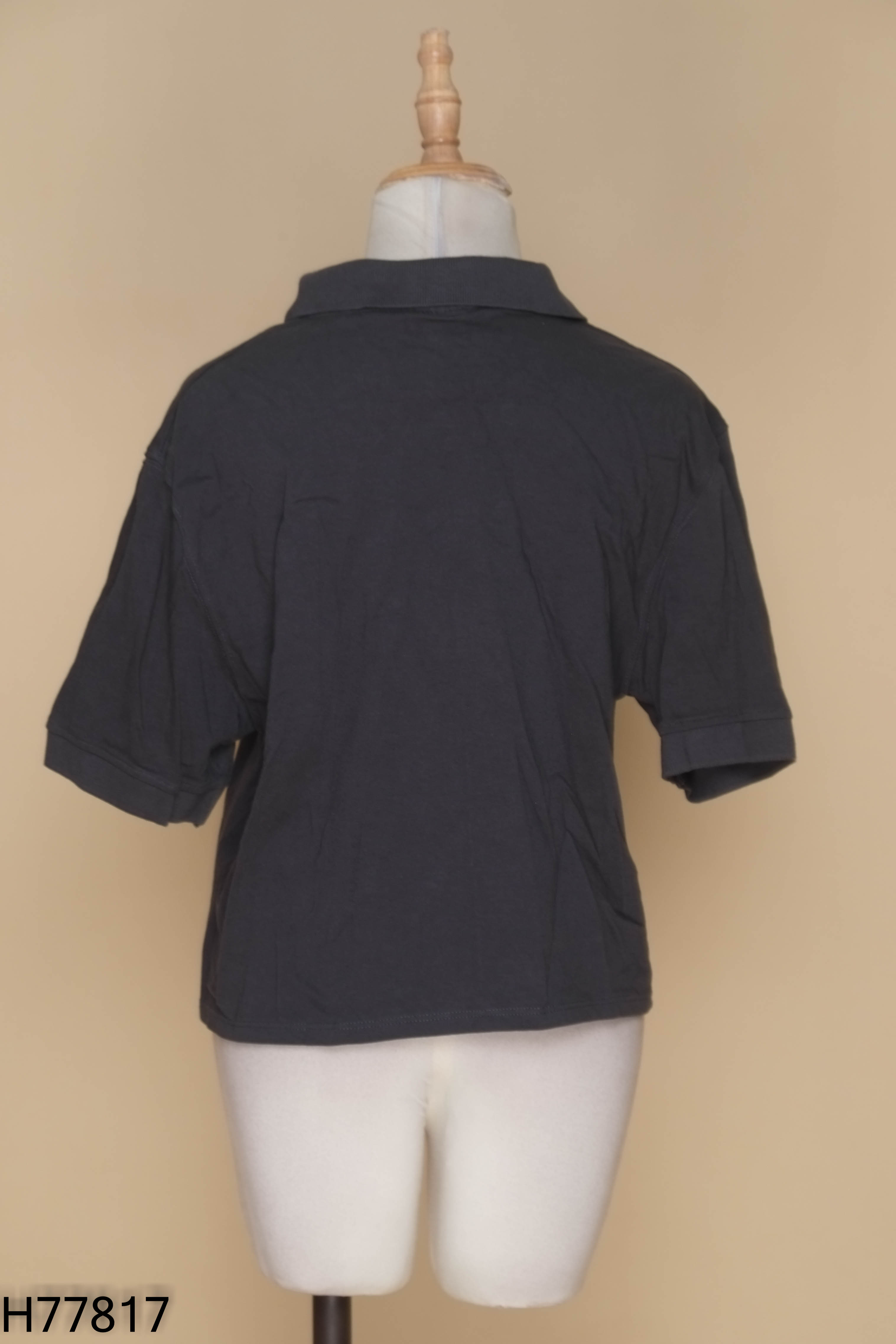 Áo polo xám ZARA in chữ