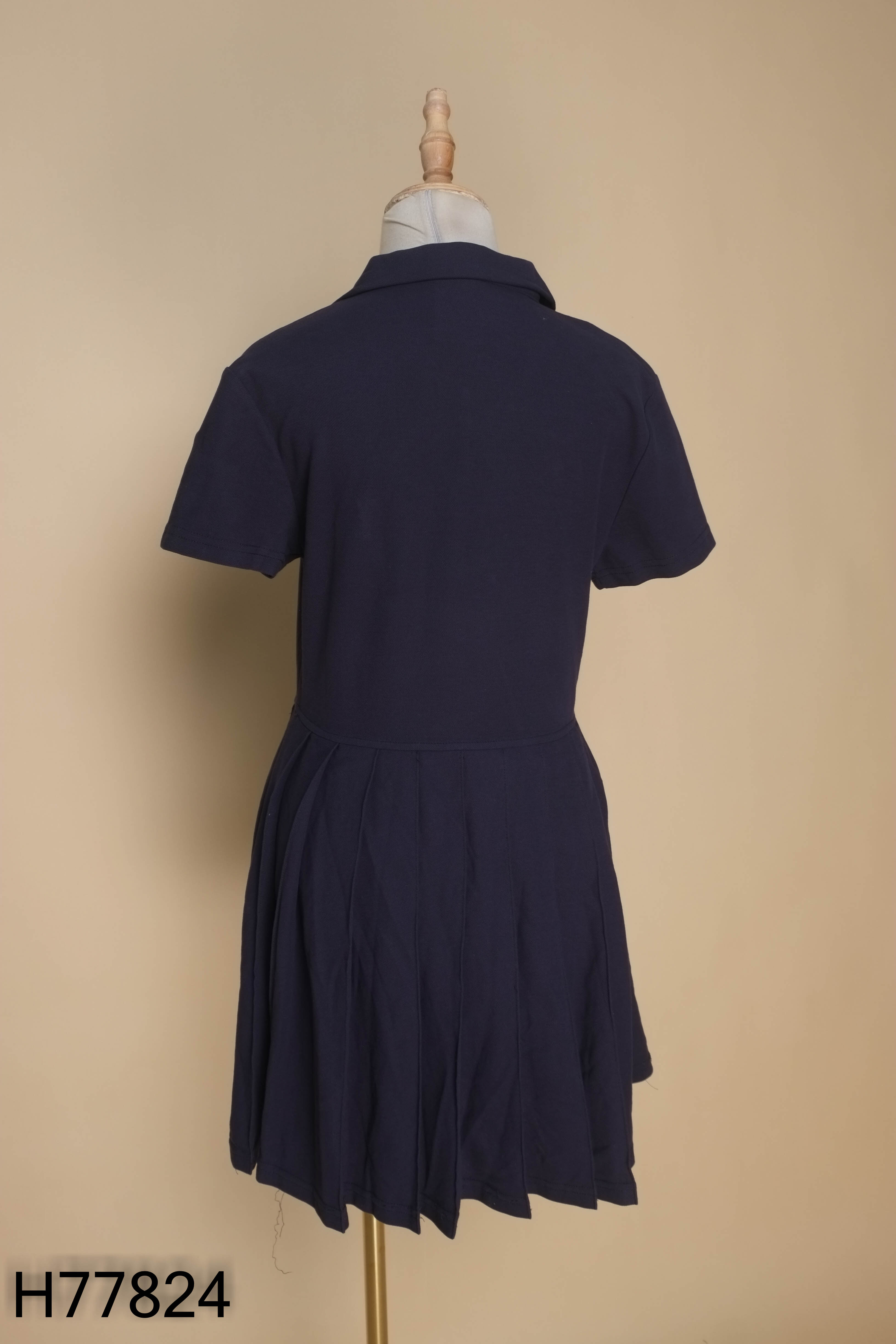 Váy polo DESSUU xanh than xếp ly