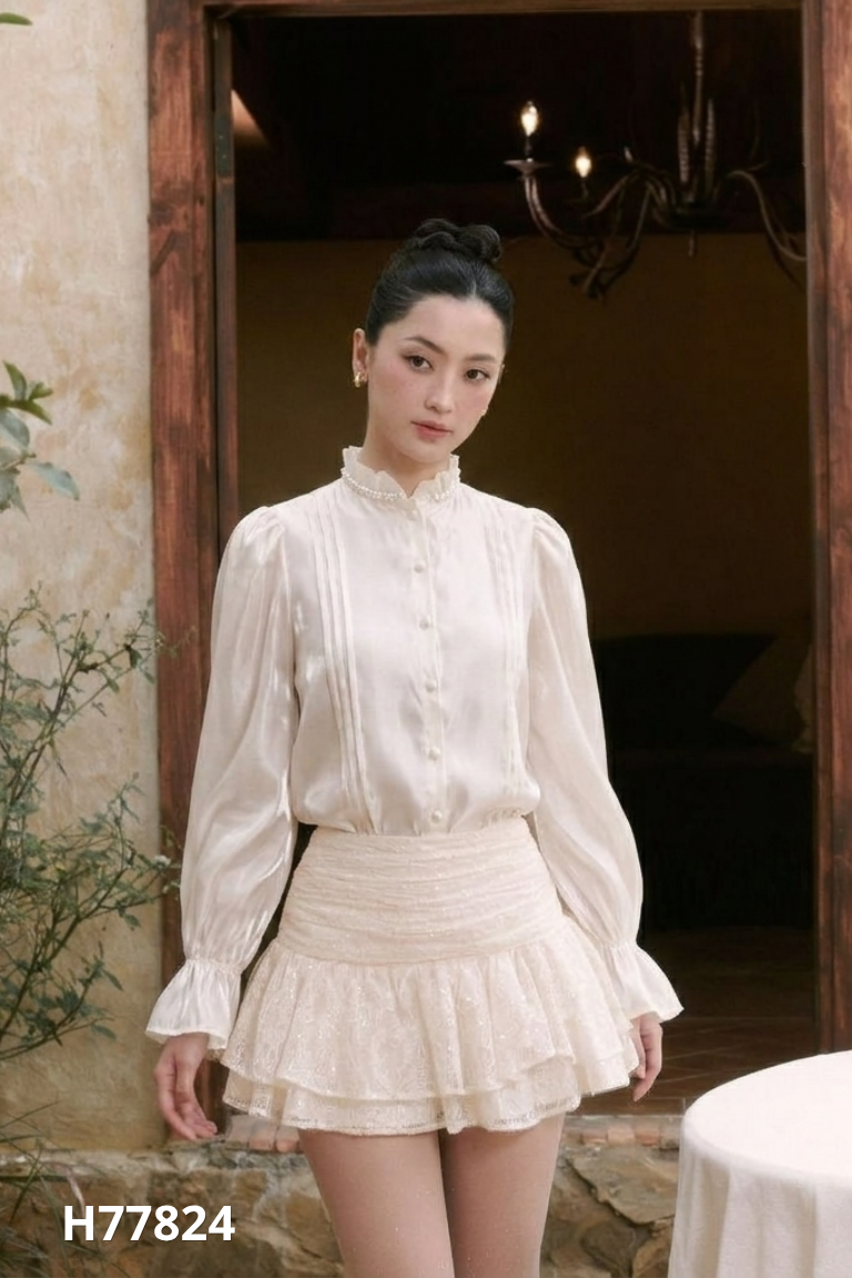 Áo tơ be KHALES cổ đính cườm