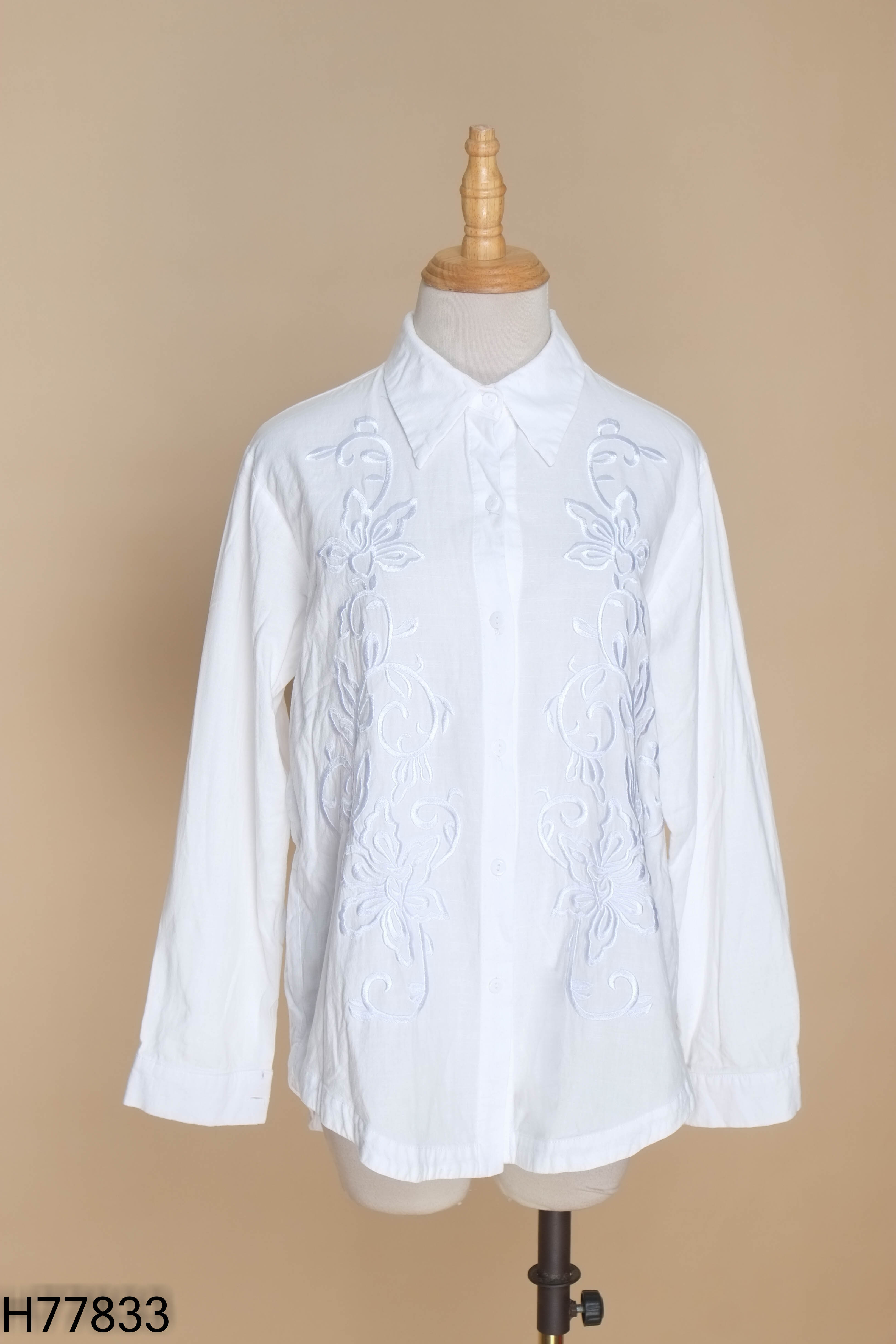 Áo sơ mi linen JOELLA trắng thêu hoa