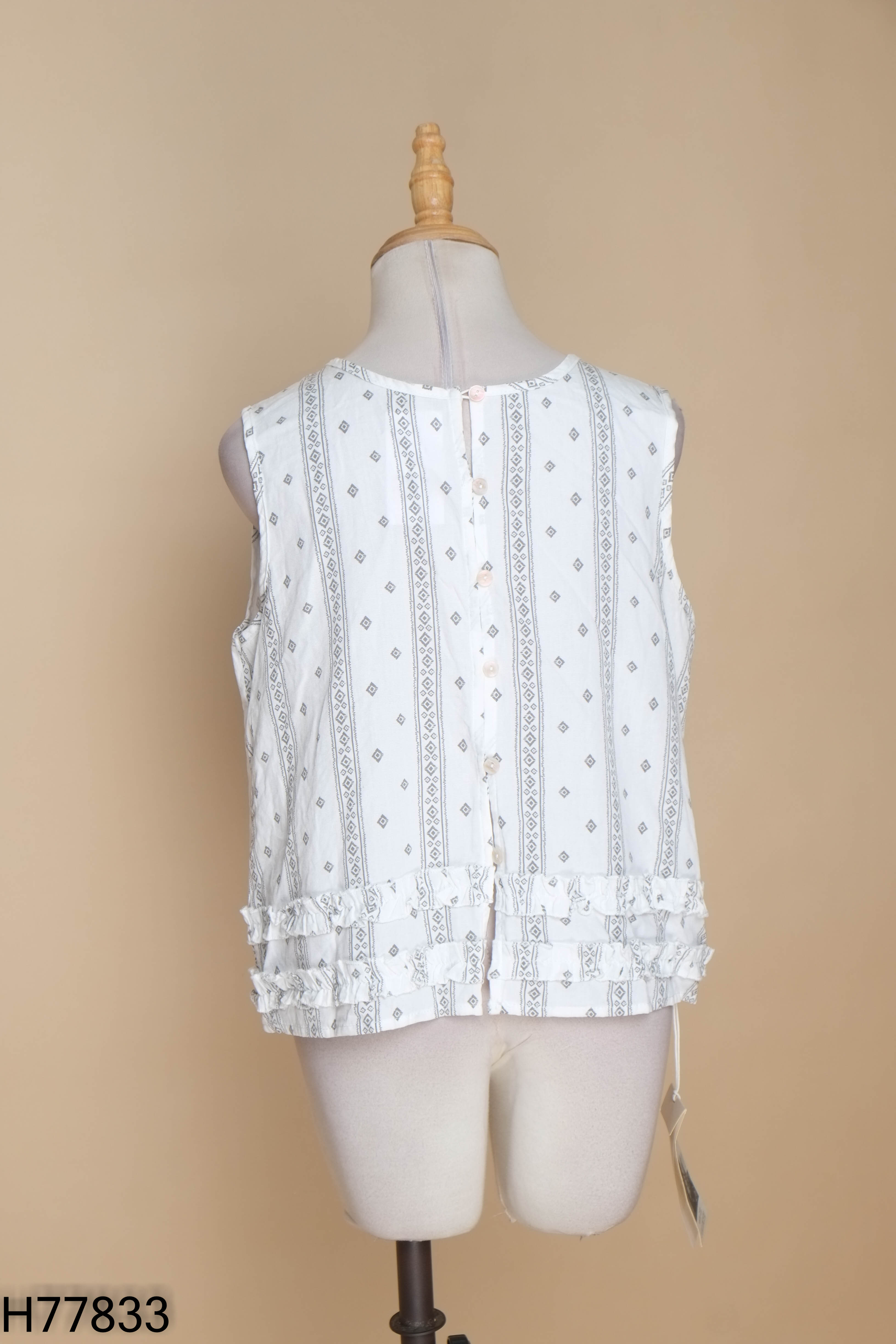 NEWTAG Áo sát nách linen trắng họa tiết