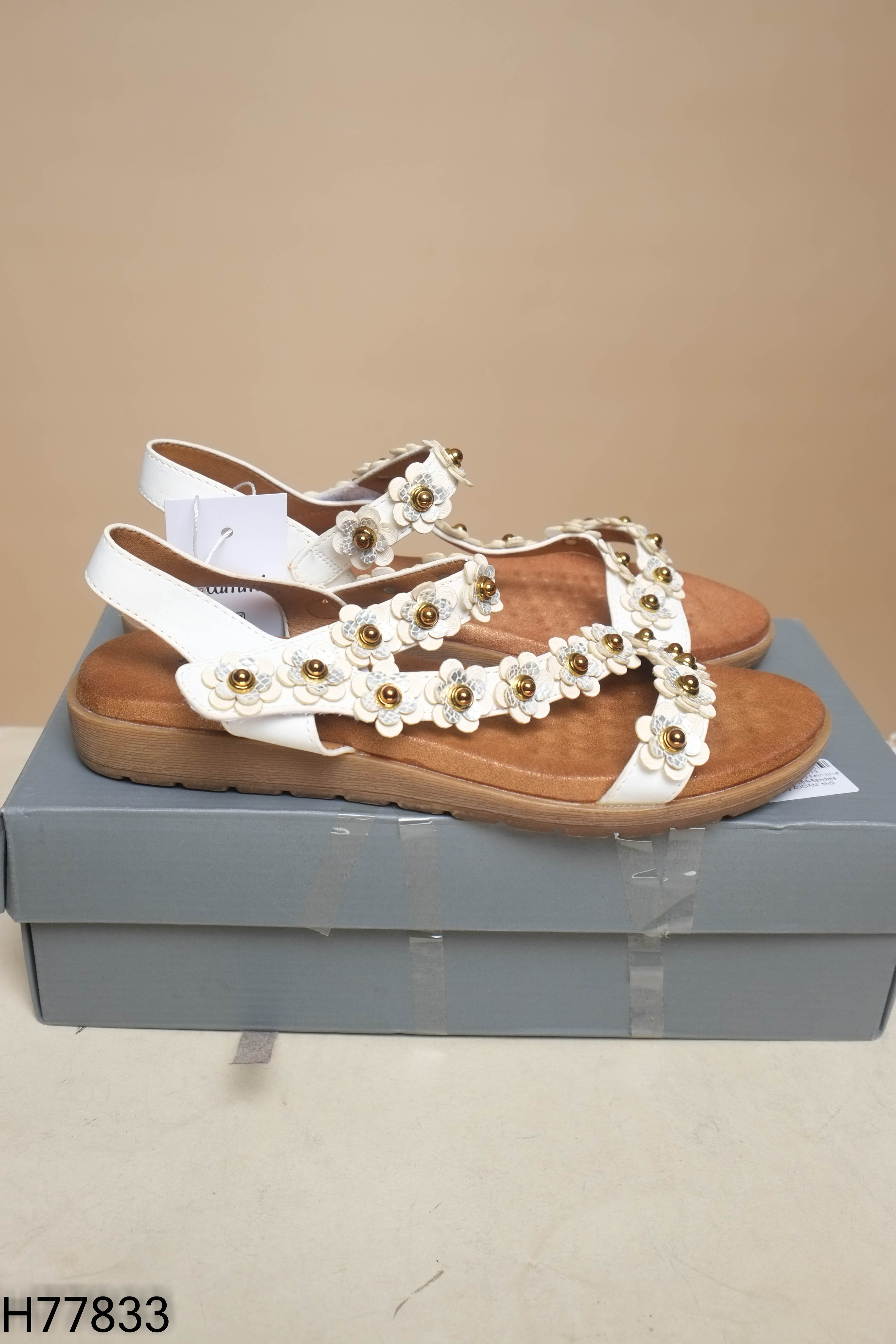 Sandals trắng ZUCIANI phối hoa