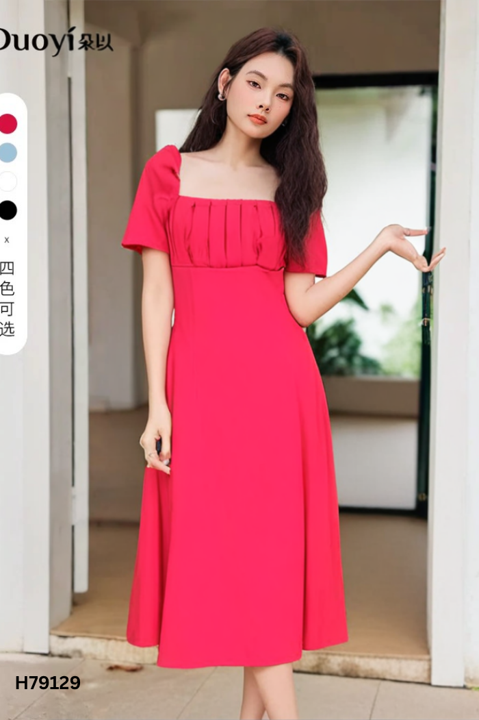 Váy đỏ trơn tay phồng cổ vuông