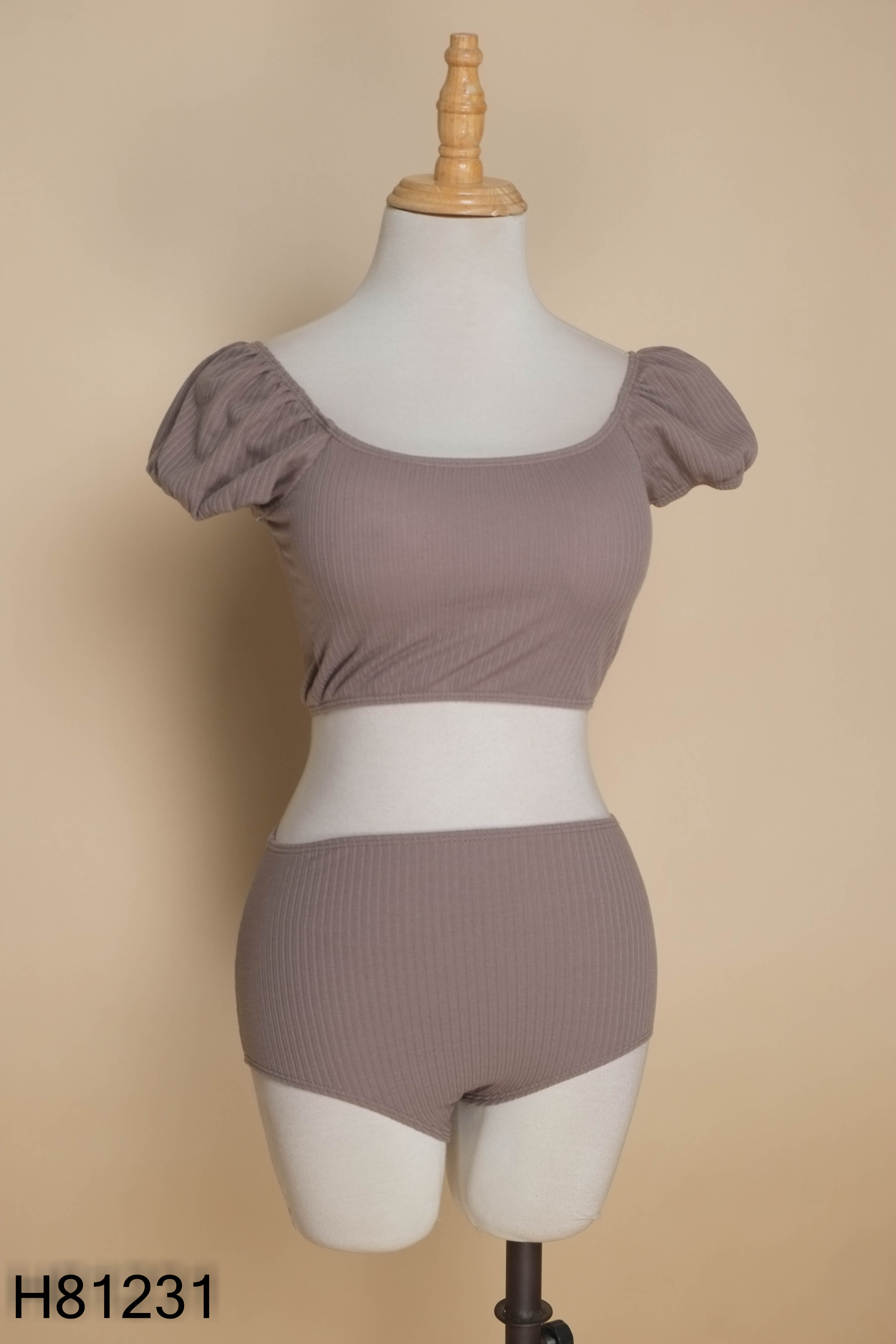 Set Bikini 2 mảnh ghi be